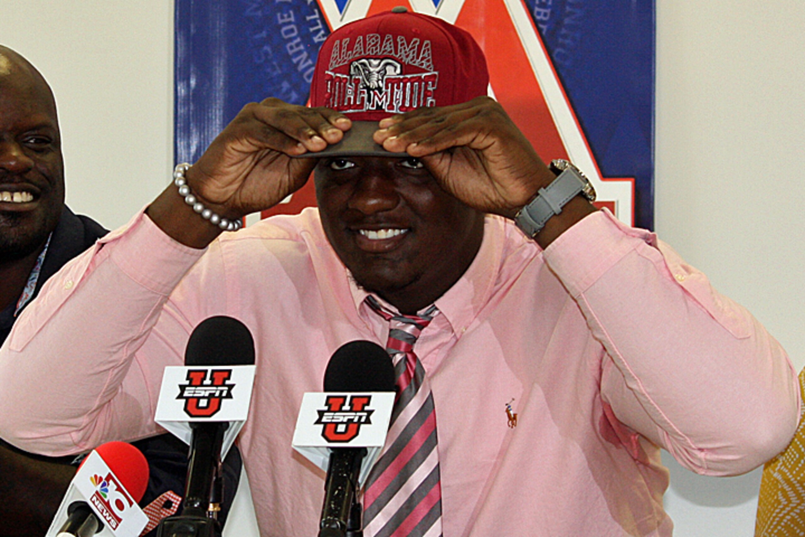 Cam Robinson commited to Alabama in September but couldn't officially sign until months later. Cam Robinson commited to Alabama in September but couldn't officially sign until months later.