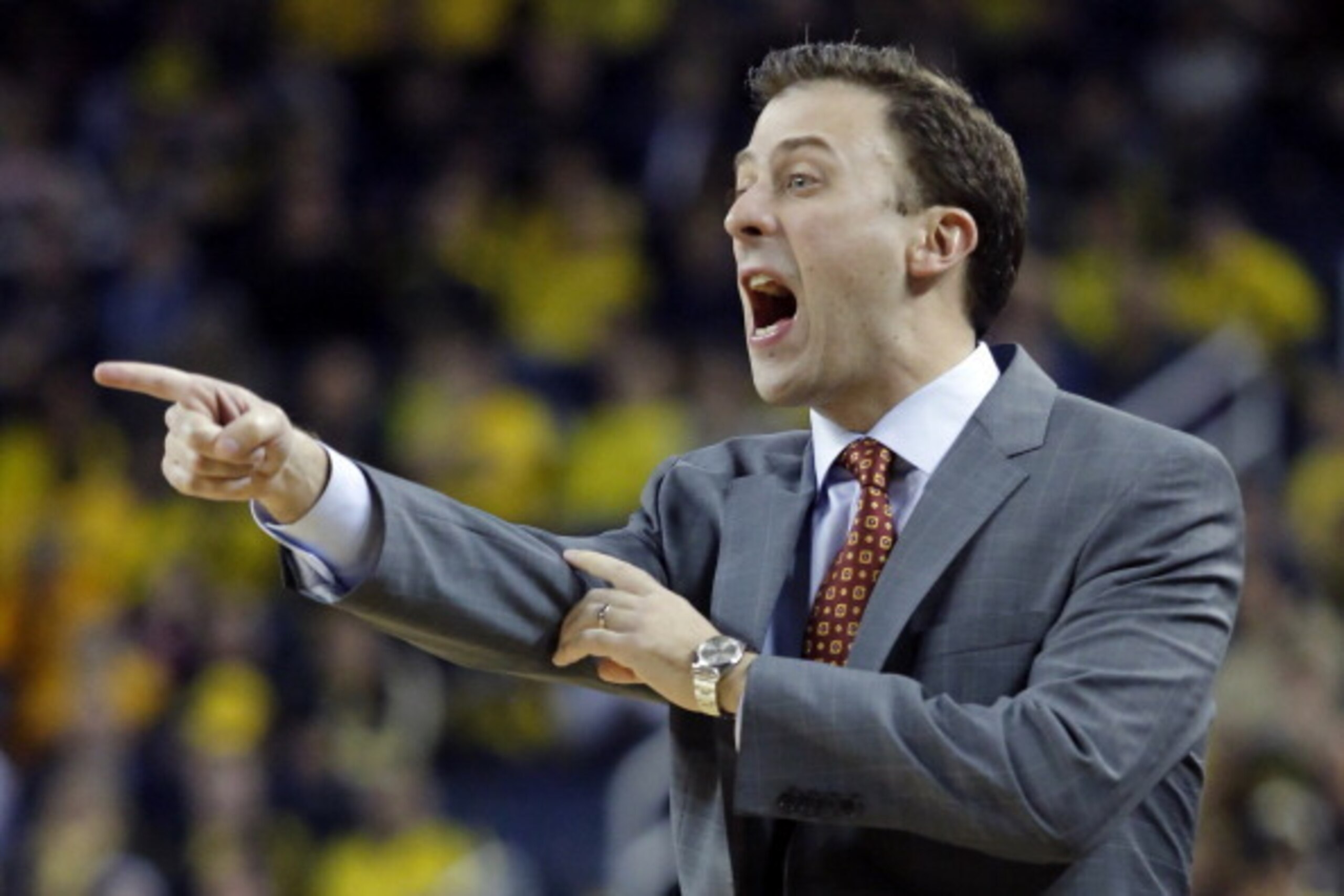 ANN ARBOR, MI - MARCH 1:  Head coach Richard Pitino of the Minnesota Golden Gophers shouts instructions to his team during the first half of a game against the Michigan Wolverines at Crisler Arena Saturday, March 1, 2014 in Ann Arbor, Michigan. (Photo by 