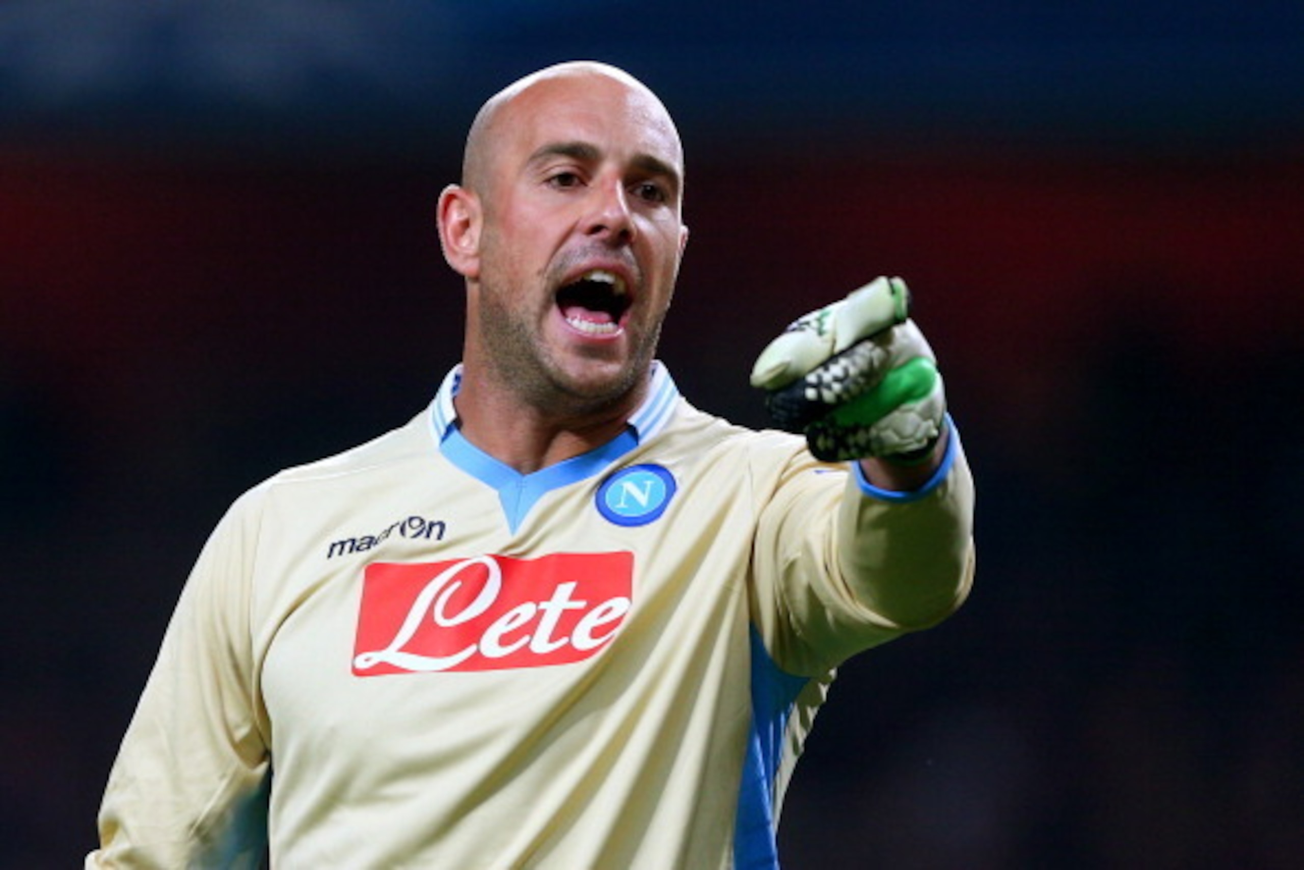 LONDON, ENGLAND - OCTOBER 01:  Goalkeeper Pepe Reina of Napoli gestures during UEFA Champions League Group F match between Arsenal FC and SSC Napoli at Emirates Stadium on October 1, 2013 in London, England.  (Photo by Paul Gilham/Getty Images)