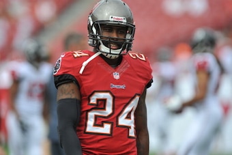TAMPA, FL -  NOVEMBER 17:  Cornerback Darrelle Revis #24 of the Tampa Bay Buccaneers warms up for play against the Atlanta Falcons  November 17, 2013 at Raymond James Stadium in Tampa, Florida. Tampa won 41 - 28. (Photo by Al Messerschmidt/Getty Images)
