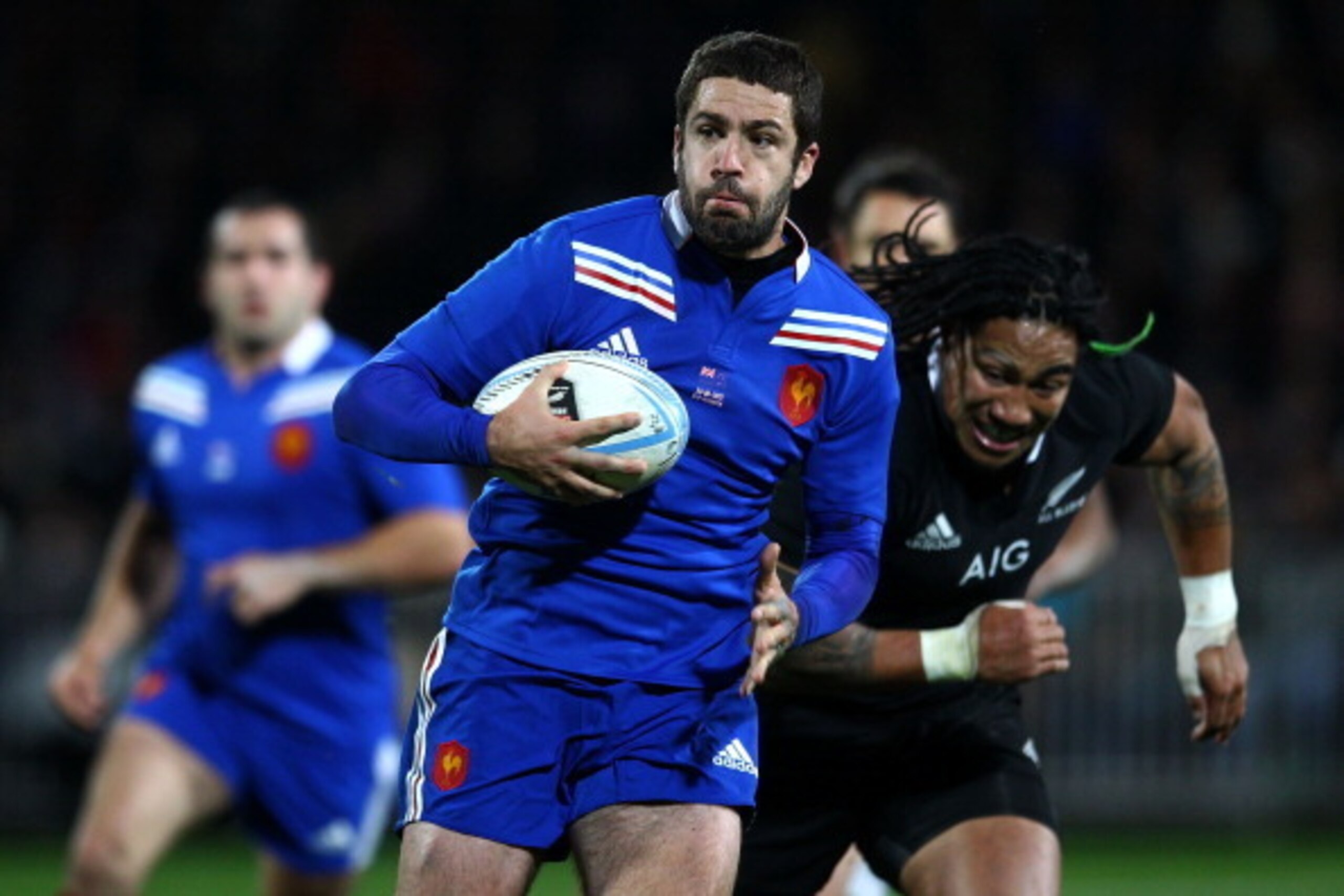 NEW PLYMOUTH, NEW ZEALAND - JUNE 22: Remi Tales of France makes a break during the Third Test Match between the New Zealand All Blacks and France at Yarrow Stadium on June 22, 2013 in New Plymouth, New Zealand.  (Photo by Anthony Au-Yeung/Getty Images)