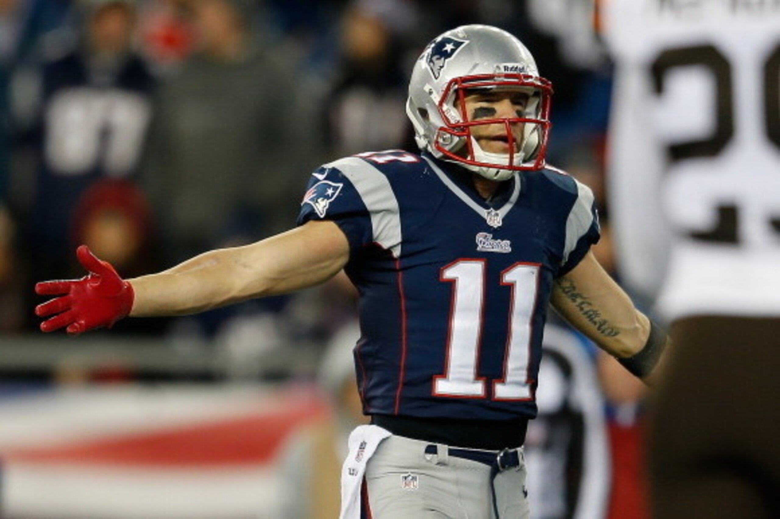 FOXBORO, MA - DECEMBER 8:  Julian Edelman #11 of the New England Patriots reacts after scoring against the Cleveland Browns  at Gillette Stadium on December 8, 2013 in Foxboro, Massachusetts. (Photo by Jim Rogash/Getty Images)