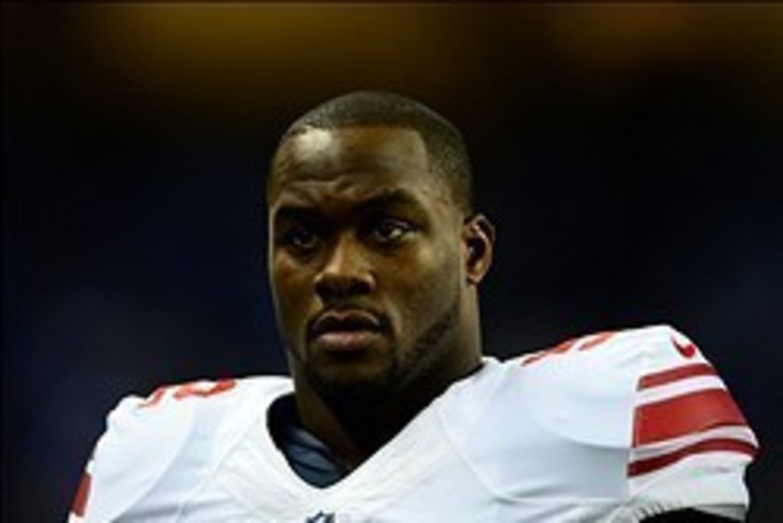 Dec 22, 2013; Detroit, MI, USA; New York Giants middle linebacker Jon Beason (52) against the Detroit Lions at Ford Field. Mandatory Credit: Andrew Weber-USA TODAY Sports