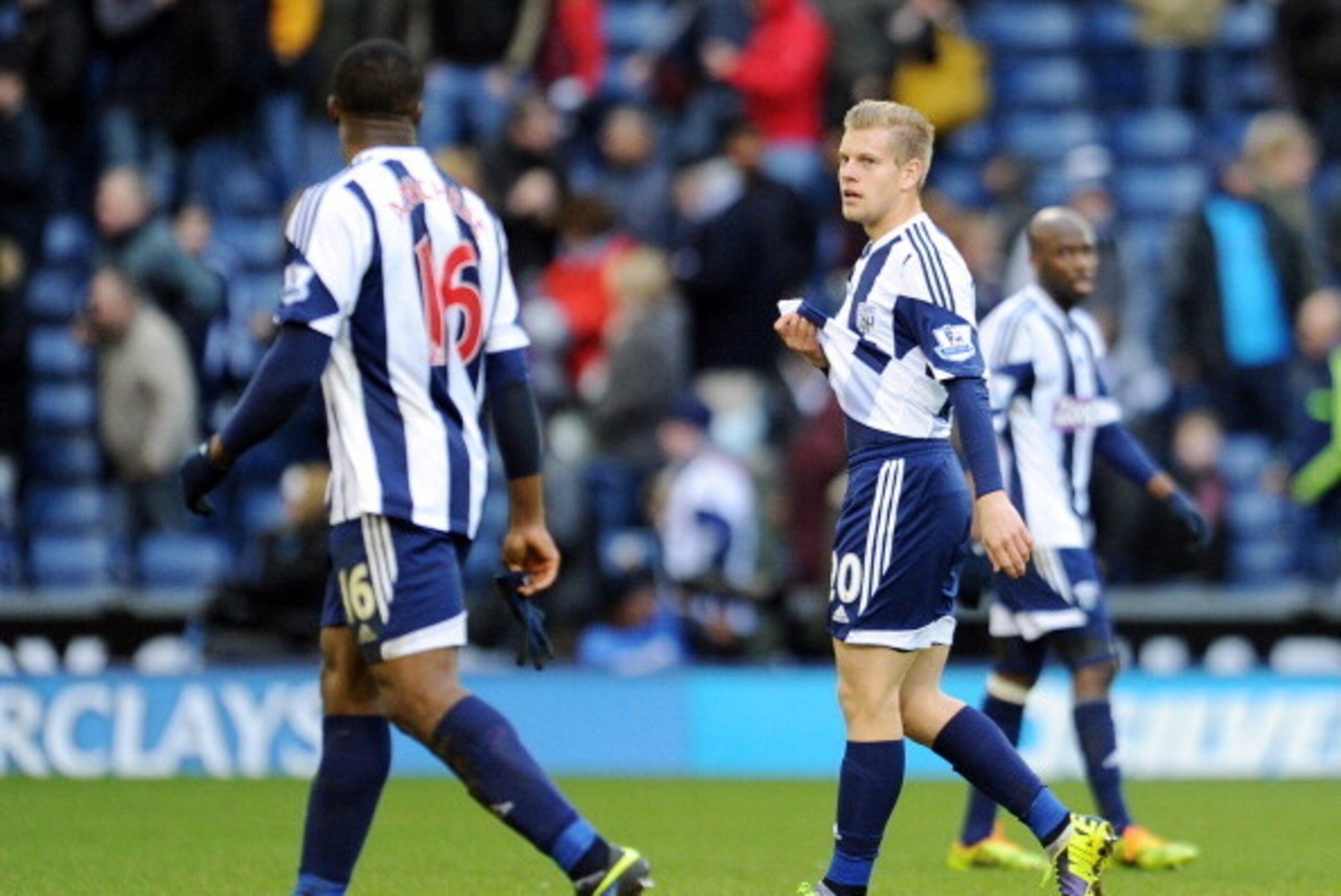 WEST BROMWICH, ENGLAND - FEBRUARY 22:  Goal scorer Matej Vydra (R) of West Bromwich Albion talks to team-mate Victor Anichebe as they leave the field after the Barclays Premier League match between West Bromwich Albion and Fulham at the Hawthorns on Febru