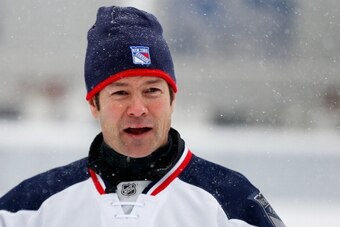 NEW YORK, NY - JANUARY 21:  Former New York Ranger Mike Richter #35 participates in a Pop-Up Hockey Game at Bryant Park on January 21, 2014 in New York City.  (Photo by Mike Stobe/NHLI via Getty Images)