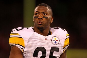 SAN FRANCISCO, CA - DECEMBER 19:  Safety Ryan Clark #25 of the Pittsburgh Steelers looks on during the game against the San Francisco 49ers at Candlestick Park on December 19, 2011 in San Francisco, California.  (Photo by Karl Walter/Getty Images)