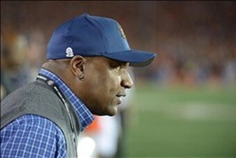 Jan 6, 2014; Pasadena, CA, USA; Auburn Tigers former player Bo Jackson watches during the first half of the 2014 BCS National Championship game against the Florida State Seminoles at the Rose Bowl.  Mandatory Credit: Kirby Lee-USA TODAY Sports