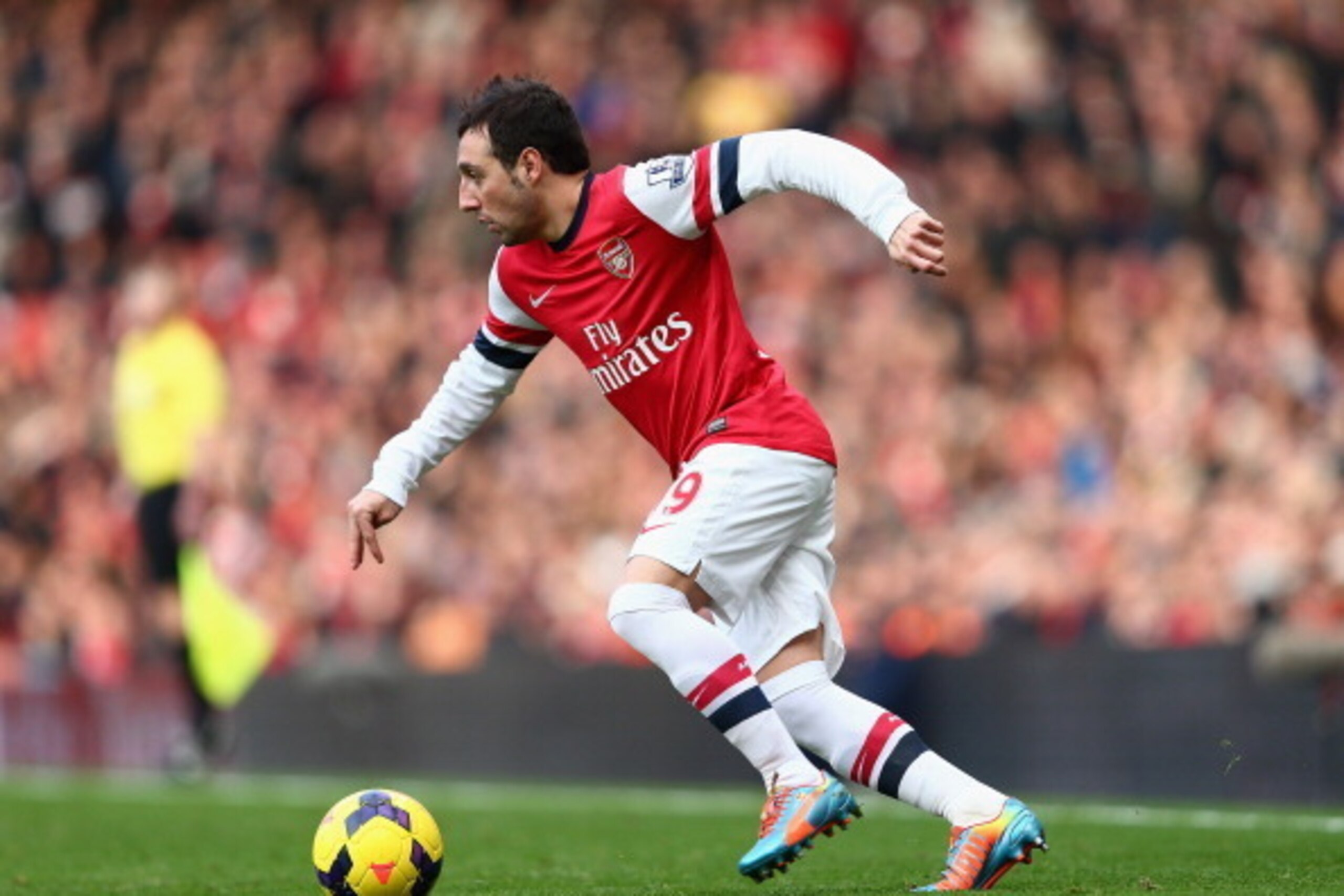 LONDON, ENGLAND - JANUARY 18: Santi Cazorla of Arsenal in action during the Barclays Premier League match between Arsenal and Fulham at Emirates Stadium on January 18, 2014 in London, England. (Photo by Clive Mason/Getty Images) LONDON, ENGLAND - JANUARY 18: Santi Cazorla of Arsenal in action during the Barclays Premier League match between Arsenal and Fulham at Emirates Stadium on January 18, 2014 in London, England. (Photo by Clive Mason/Getty Images)