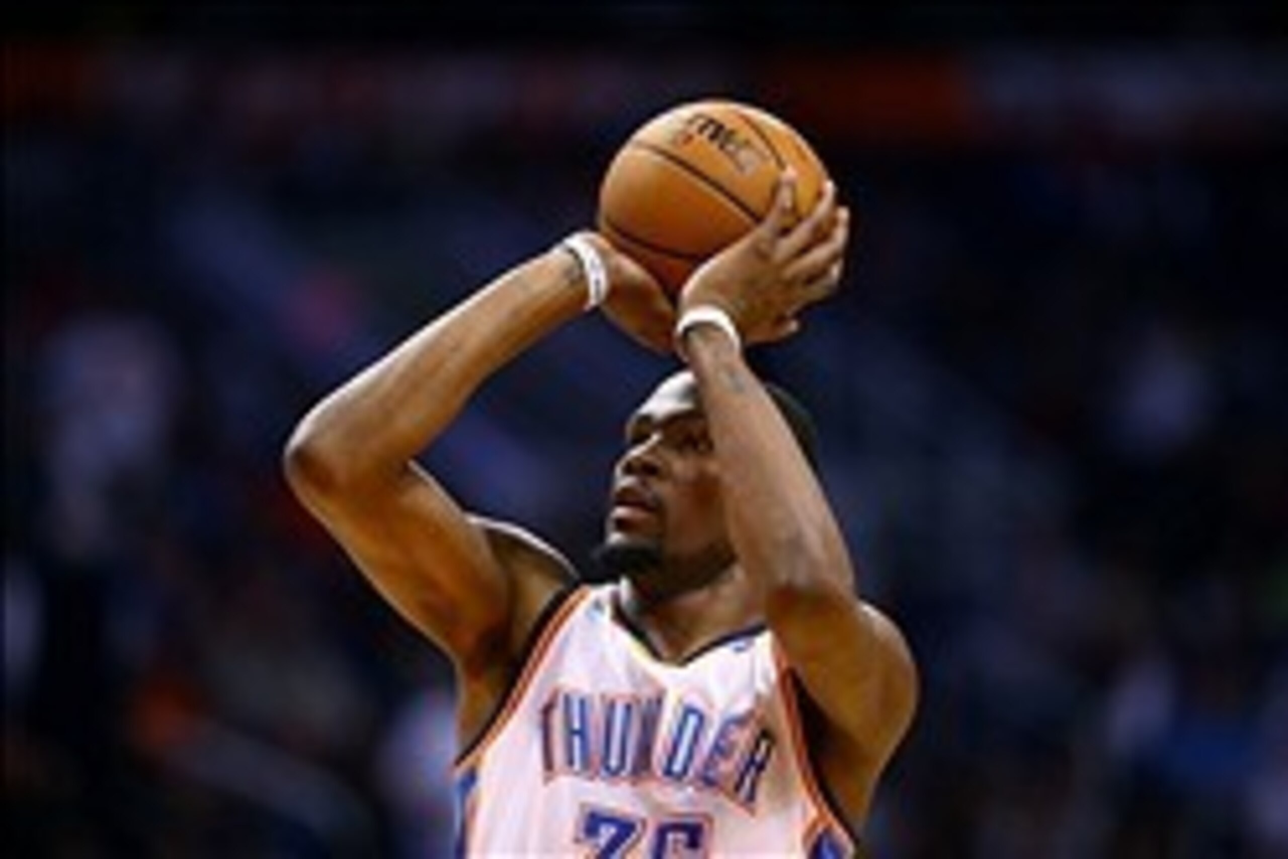 Mar 6, 2014; Phoenix, AZ, USA; Oklahoma City Thunder forward Kevin Durant (35) against the Phoenix Suns at the US Airways Center. Mandatory Credit: Mark J. Rebilas-USA TODAY Sports