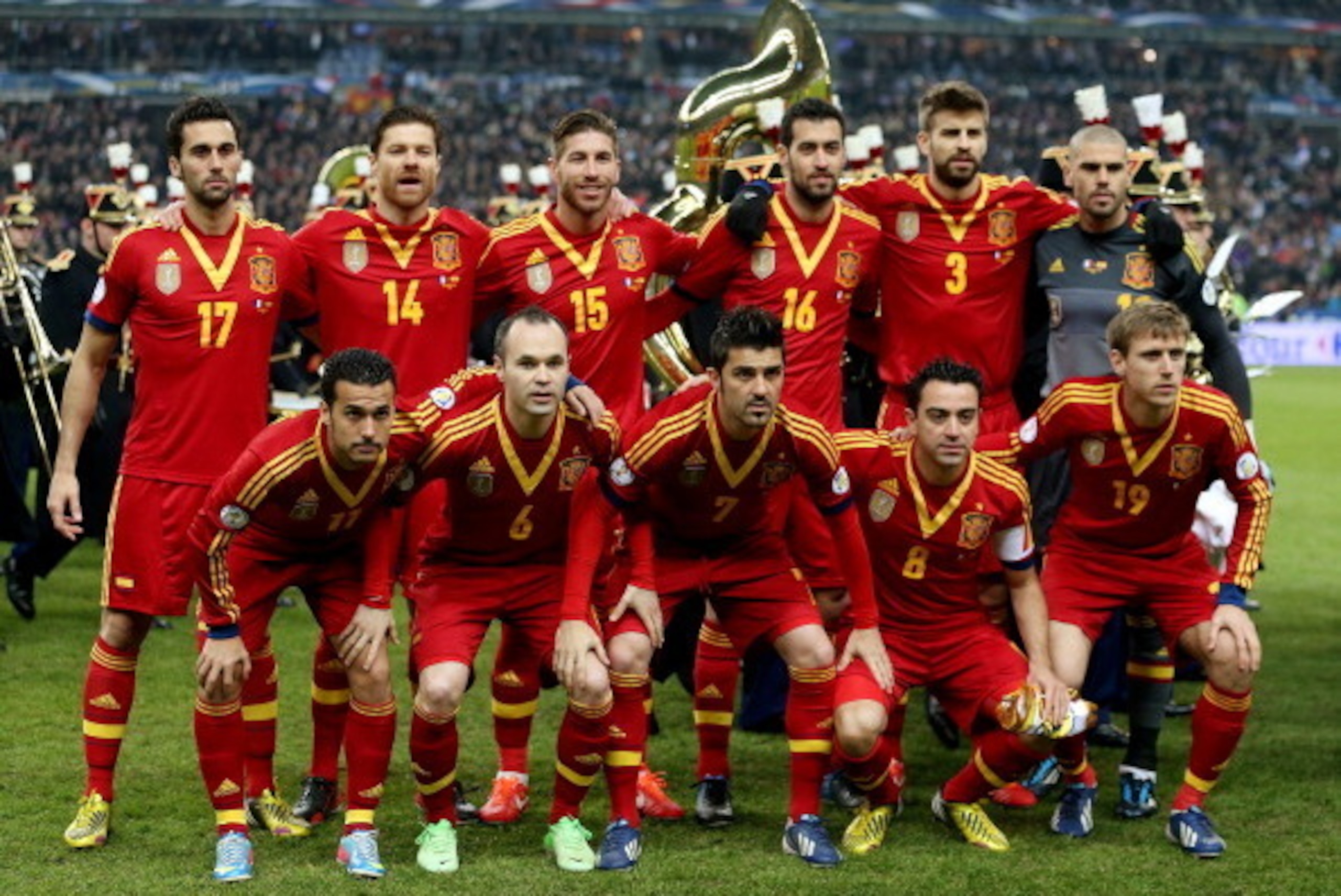 PARIS, FRANCE - MARCH 26:  Back row (L to R) Alvaro Arbeloa, Xavi Alonso, Sergio Ramos, Sergio Busquets, Gerard Piquet and Victor Valdes Front row (L to R) Pedro, Andreas Iniesta, David Villa, Xavi and Ignacio Monreal during a FIFA 2014 World Cup Qualifie
