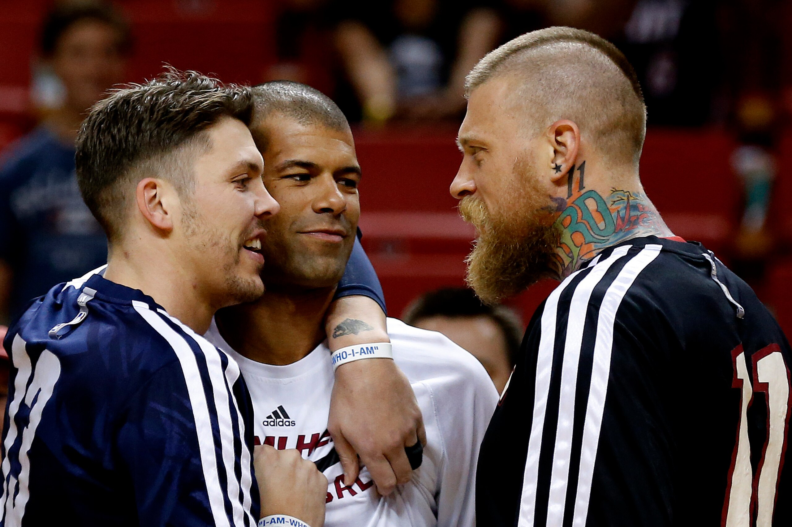 Mar 21, 2014; Miami, FL, USA; Memphis Grizzlies forward Mike Miller (left) talks with former teammates Miami Heat forward Shane Battier (center) and forward Chris Andersen (right) in the before a game at American Airlines Arena. Mandatory Credit: Robert M Mar 21, 2014; Miami, FL, USA; Memphis Grizzlies forward Mike Miller (left) talks with former teammates Miami Heat forward Shane Battier (center) and forward Chris Andersen (right) in the before a game at American Airlines Arena. Mandatory Credit: Robert M