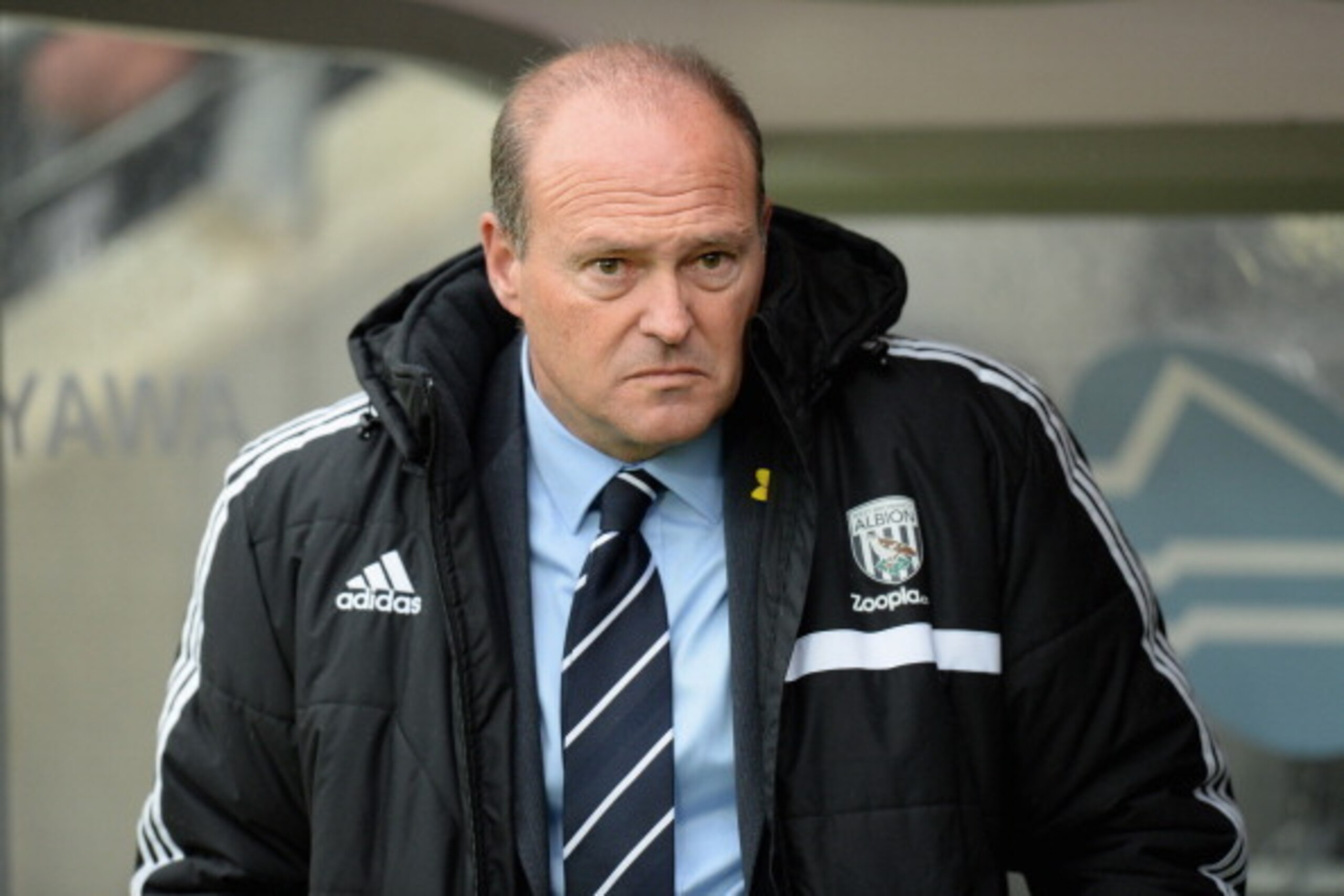 HULL, ENGLAND - MARCH 22:  West Bromwich Albion Manager Pepe Mel looks on prior to the Barclays Premier League match between Hull City and West Bromwich Albion at the KC Stadium on March 22, 2014 in Hull, England.  (Photo by Tony Marshall/Getty Images)