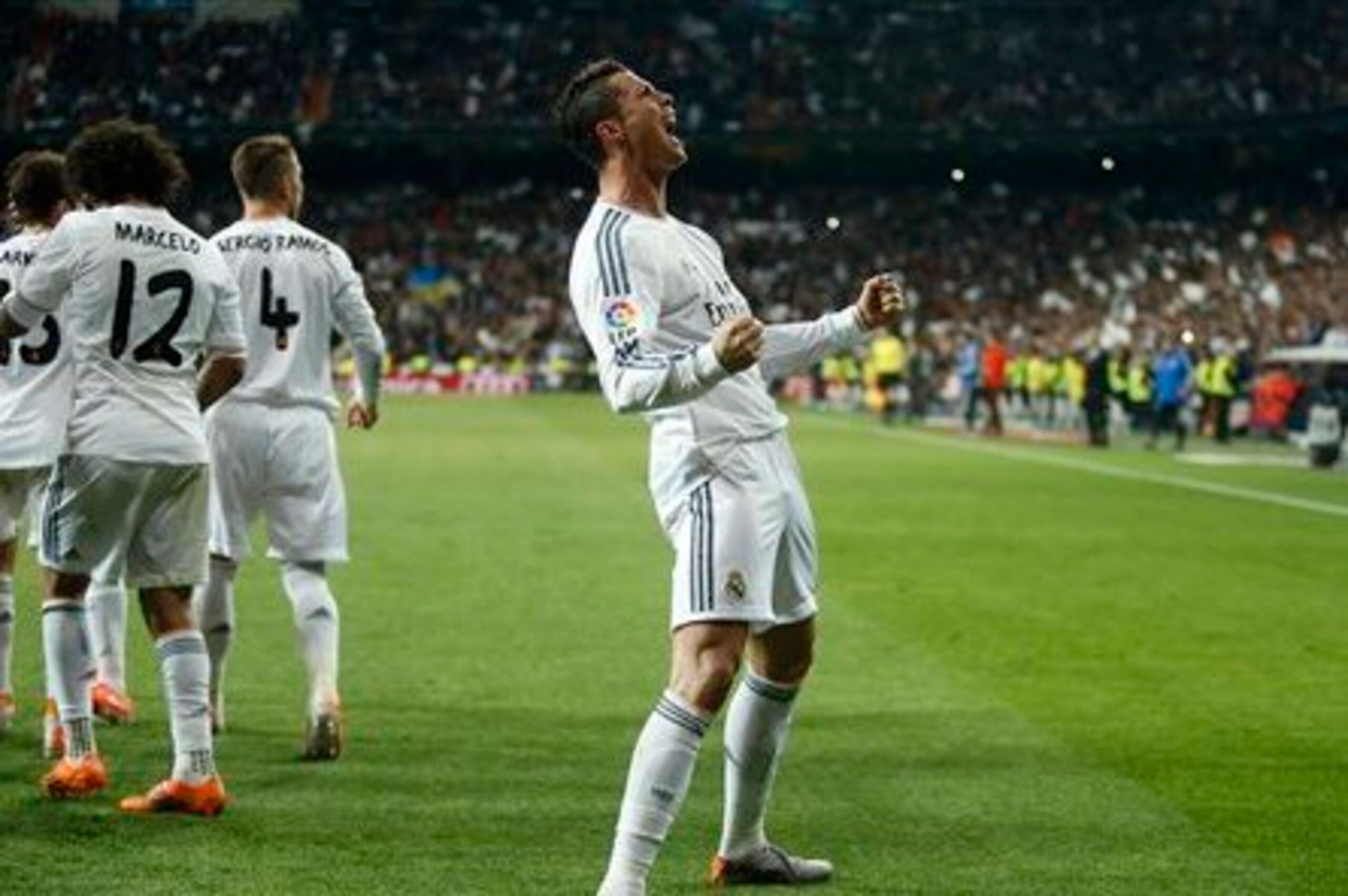 Ronaldo in typical pose.
