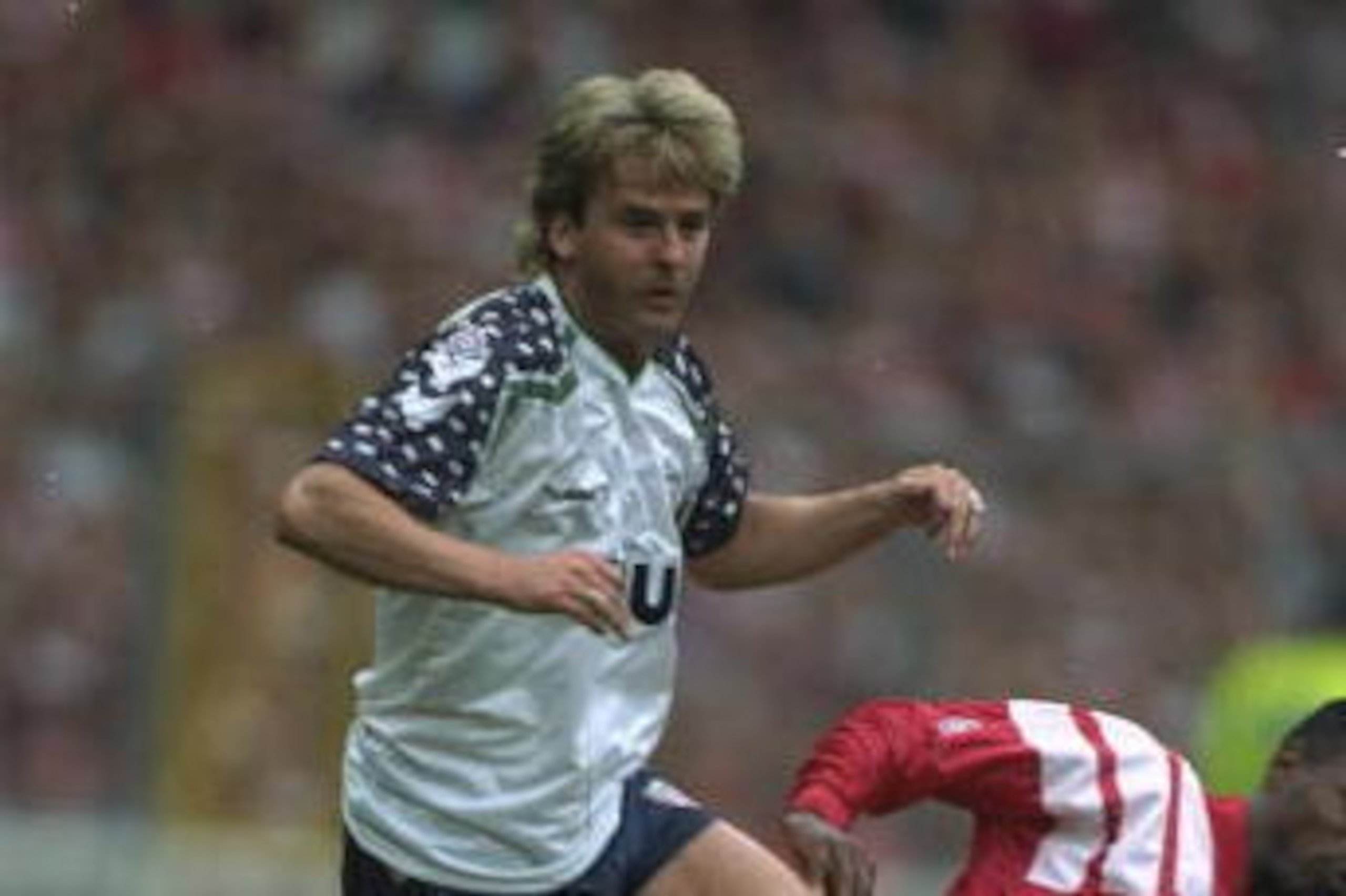 1992:  John Byrne of Sunderland takes on David Burrows and Michael Thomas of Liverpool during the FA Cup final at Wembley Stadium in London. Liverpool won the match 2-0. \ Mandatory Credit: David  Cannon/Allsport