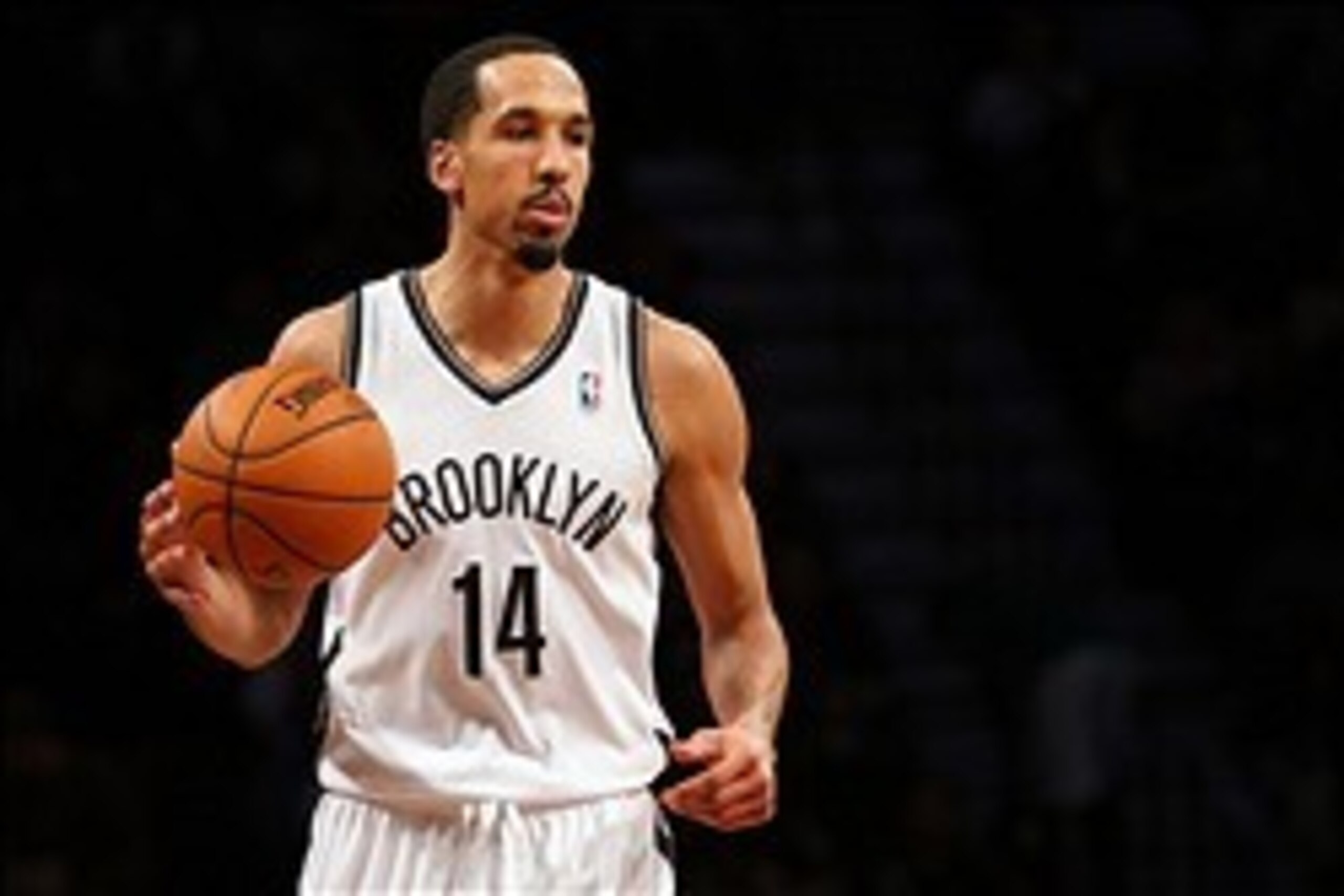 Mar 17, 2014; Brooklyn, NY, USA;  Brooklyn Nets guard Shaun Livingston (14) advances the ball during the third quarter against the Phoenix Suns at Barclays Center. Brooklyn Nets won 108-95.  Mandatory Credit: Anthony Gruppuso-USA TODAY Sports