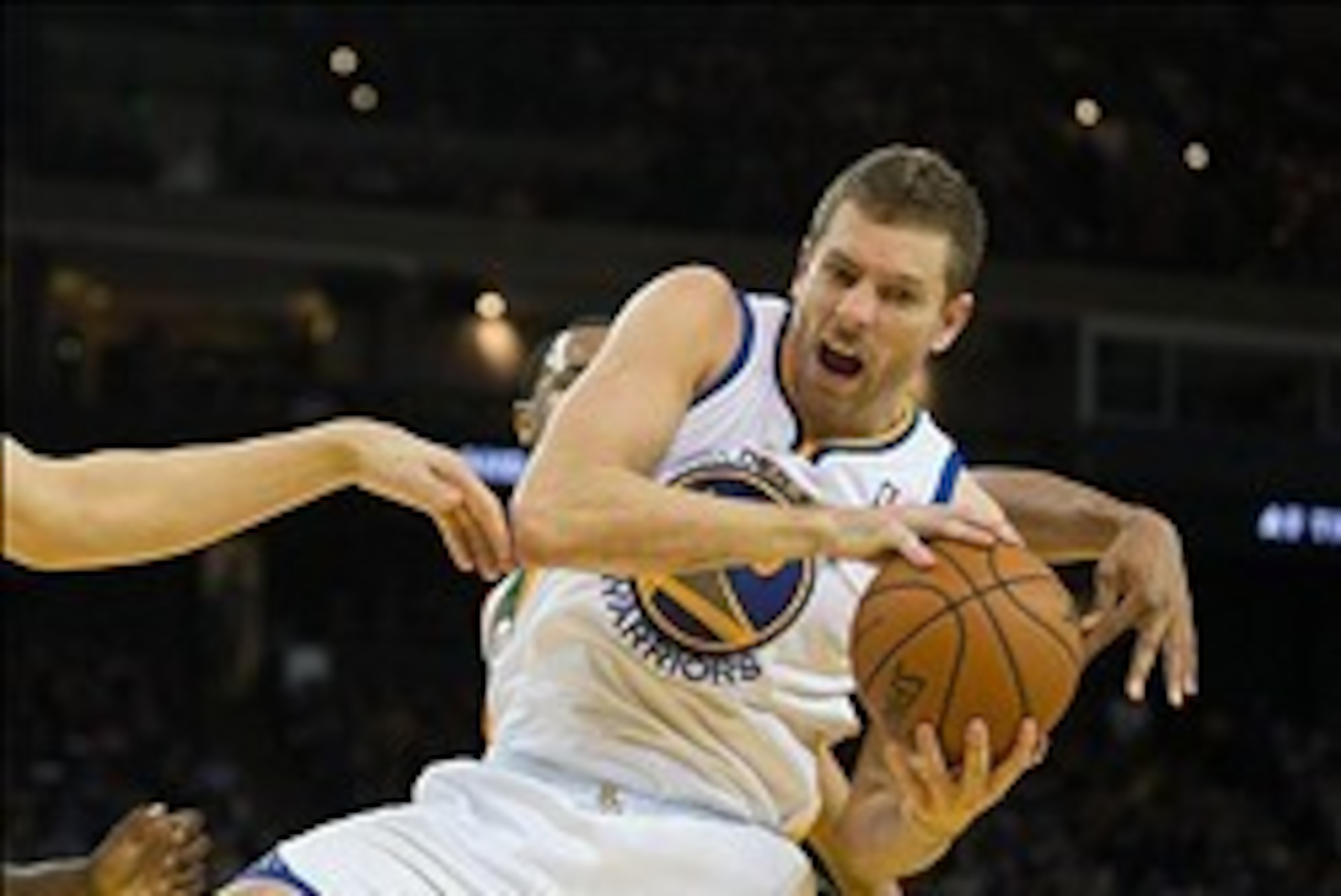 Mar 20, 2014; Oakland, CA, USA; Golden State Warriors forward David Lee (10) controls a rebound against the Milwaukee Bucks during the second quarter at Oracle Arena. Mandatory Credit: Kelley L Cox-USA TODAY Sports Mar 20, 2014; Oakland, CA, USA; Golden State Warriors forward David Lee (10) controls a rebound against the Milwaukee Bucks during the second quarter at Oracle Arena. Mandatory Credit: Kelley L Cox-USA TODAY Sports
