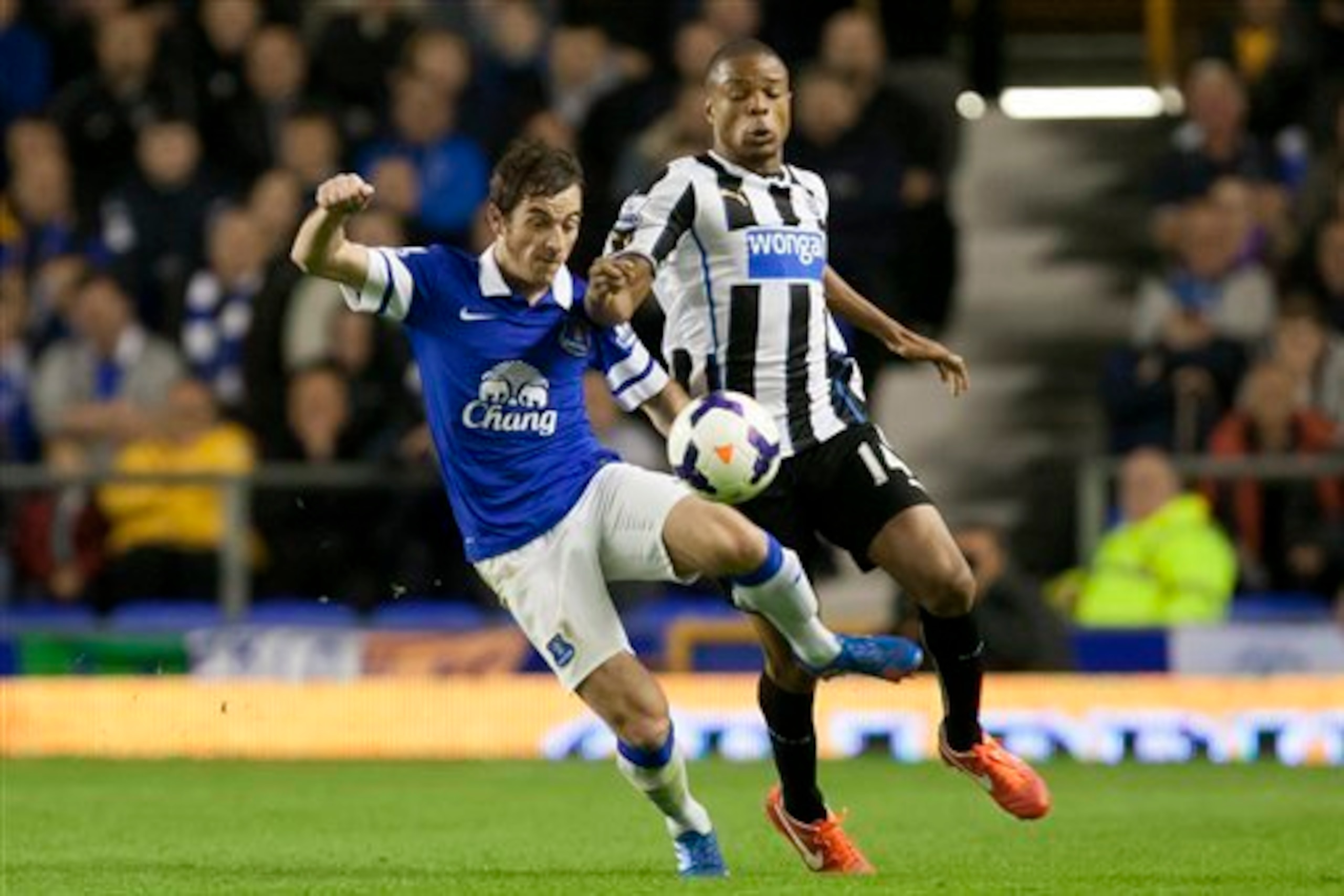 Everton need to turn around their poor recent away form.