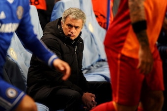 LONDON, ENGLAND - MARCH 18:  Jose Mourinho manager of Chelsea looks on prior to the UEFA Champions League Round of 16 second leg match between Chelsea and Galatasaray AS at Stamford Bridge on March 18, 2014 in London, England.  (Photo by Mike Hewitt/Getty