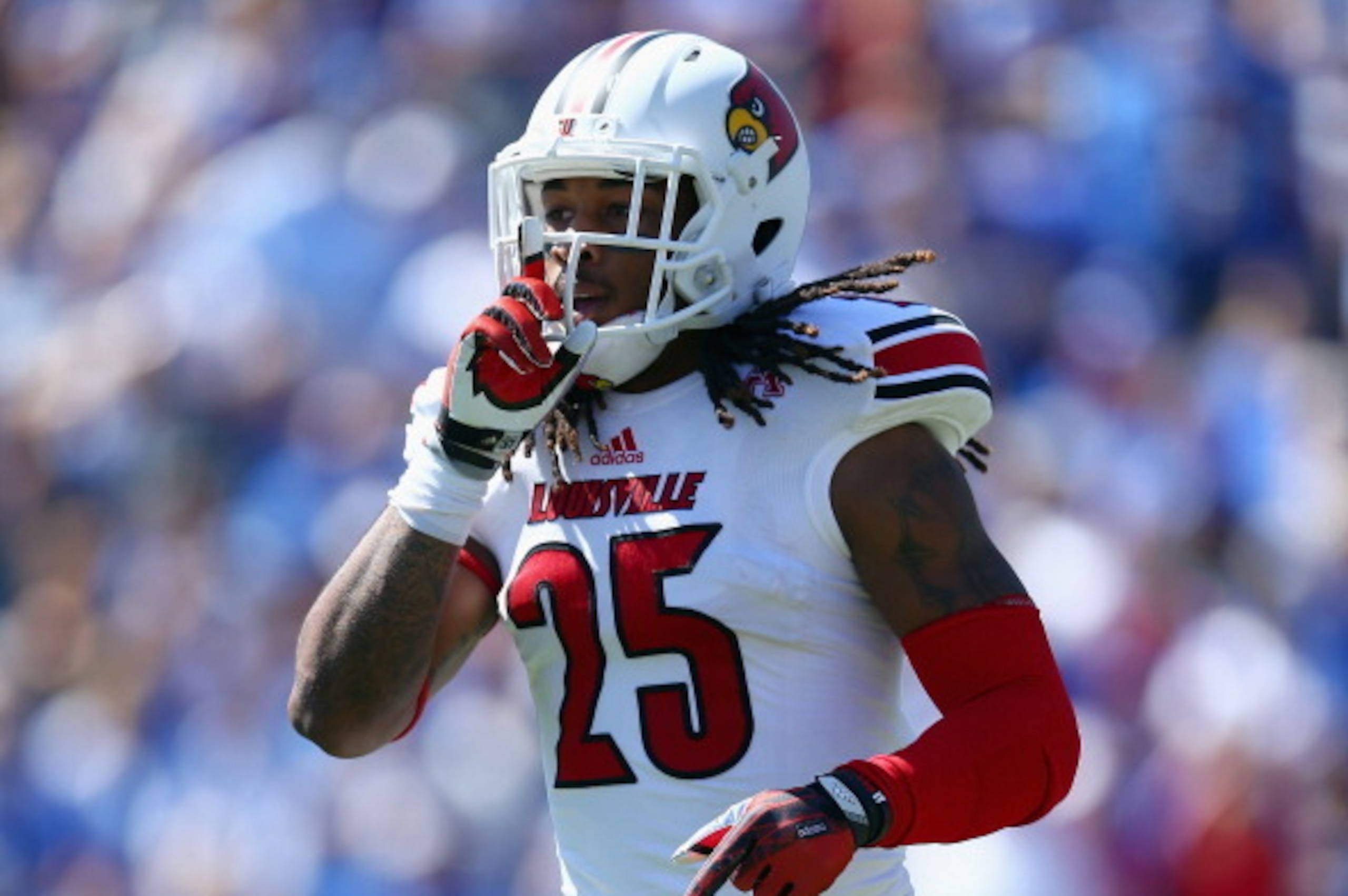 LEXINGTON, KY - SEPTEMBER 14:  Calvin Pryor #25 of the Louisville Cardinals celebrates during the game against the Kentucky Wildcats at Commonwealth Stadium on September 14, 2013 in Lexington, Kentucky.  (Photo by Andy Lyons/Getty Images)