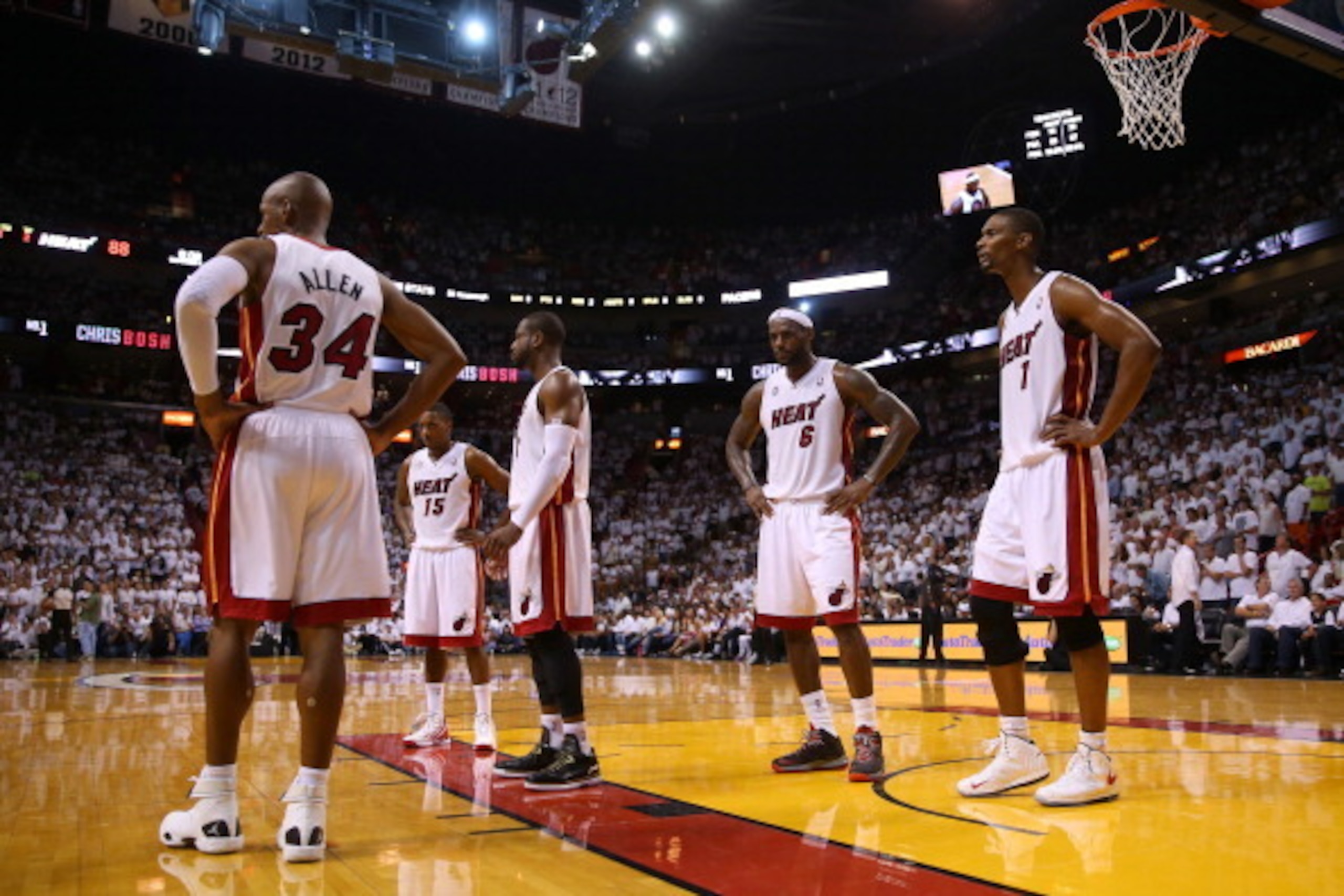 MIAMI, FL - MAY 24: Ray Allen #34, Mario Chalmers #15, Dwyane Wade #3, LeBron James #6 and Chris Bosh #1 of the Miami Heat look on late in the game against the Indiana Pacers during Game Two of the Eastern Conference Finals at AmericanAirlines Arena on M MIAMI, FL - MAY 24: Ray Allen #34, Mario Chalmers #15, Dwyane Wade #3, LeBron James #6 and Chris Bosh #1 of the Miami Heat look on late in the game against the Indiana Pacers during Game Two of the Eastern Conference Finals at AmericanAirlines Arena on M