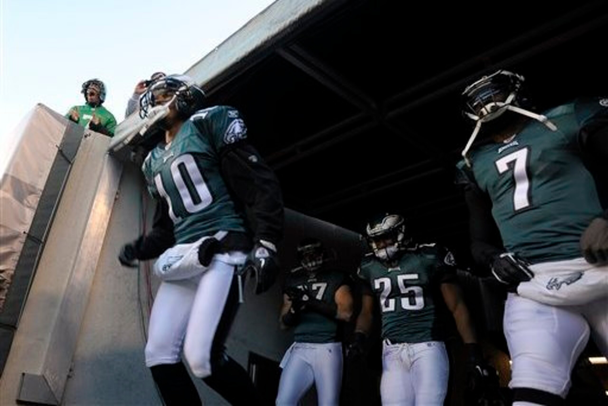 Jackson, on the left, with Vick to the right.