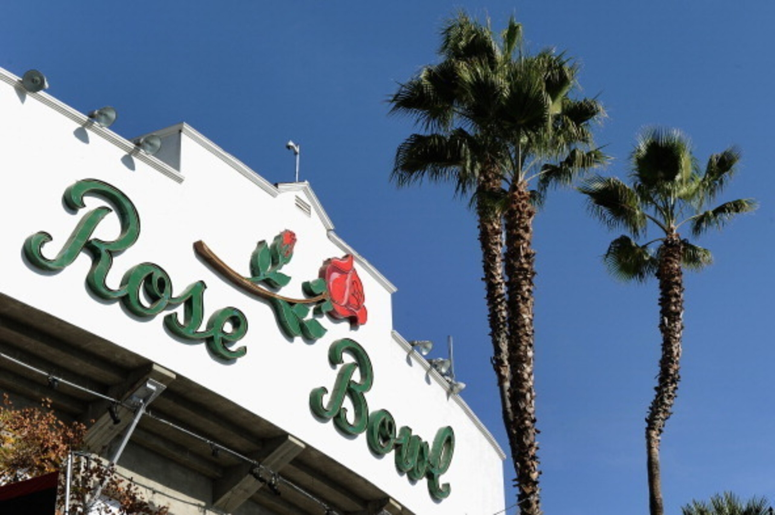 PASADENA, CA - JANUARY 01:  A view of the stadium prior to the 100th Rose Bowl Game presented by Vizio at the Rose Bowl on January 1, 2014 in Pasadena, California.  (Photo by Harry How/Getty Images)