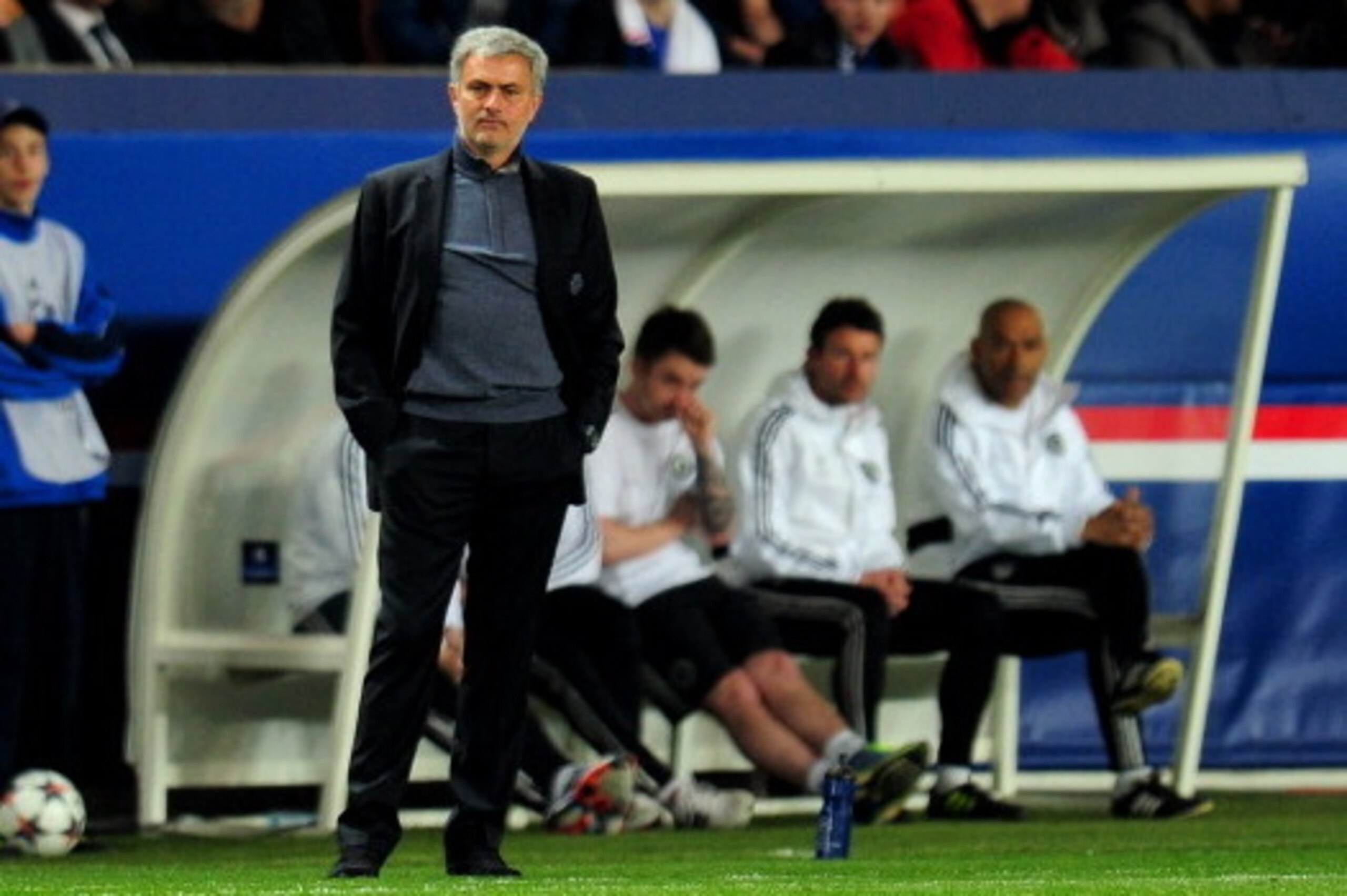 PARIS, FRANCE - APRIL 02:  A dejected Jose Mourinho the Chelsea manager looks on as his team head towards a 3-1 defeat during the UEFA Champions League quarter final, first leg match between Paris Saint Germain and Chelsea at Parc des Princes on April 2, 