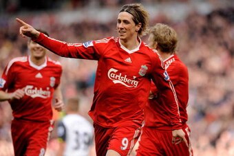 LIVERPOOL, ENGLAND - MARCH 28:  Fernando Torres of Liverpool celebrates scoring the opening goal during the Barclays Premier League match between Liverpool and Sunderland at Anfield on March 28, 2010 in Liverpool, England.  (Photo by Michael Regan/Getty I