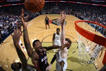 NEW ORLEANS, LA - MARCH 22: Udonis Haslem #40 of the Miami Heat shoots against the New Orleans Pelicans on March 22, 2014 at the Smoothie King Center in New Orleans, Louisiana. NOTE TO USER: User expressly acknowledges and agrees that, by downloading and 