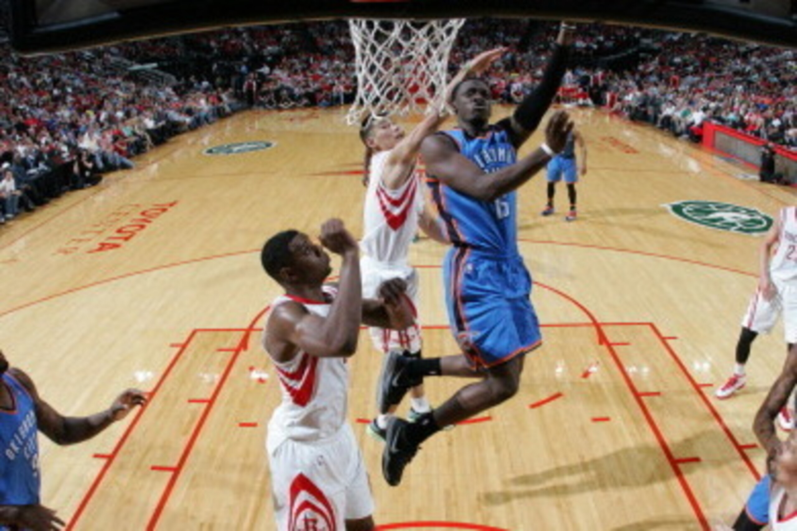 HOUSTON, TX - APRIL 4: Reggie Jackson #15 of the Oklahoma City Thunder shoots against the Houston Rockets on April 4, 2014 at the Toyota Center in Houston, Texas. NOTE TO USER: User expressly acknowledges and agrees that, by downloading and or using this HOUSTON, TX - APRIL 4: Reggie Jackson #15 of the Oklahoma City Thunder shoots against the Houston Rockets on April 4, 2014 at the Toyota Center in Houston, Texas. NOTE TO USER: User expressly acknowledges and agrees that, by downloading and or using this