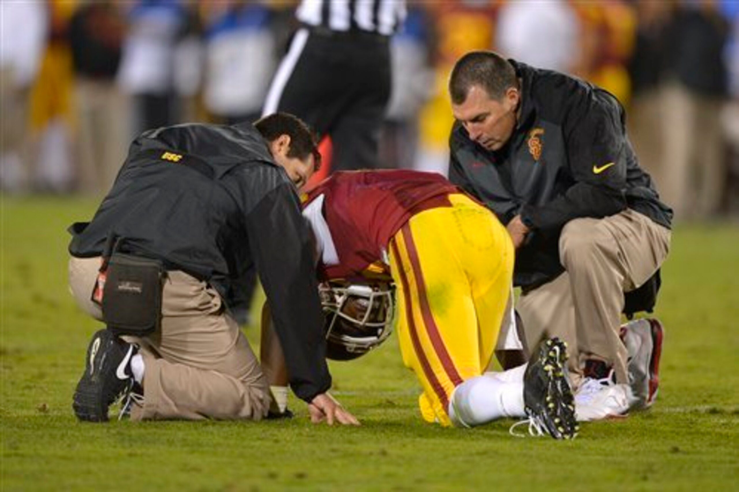 Lee did suffer his fair share of injuries during his final year at USC. Lee did suffer his fair share of injuries during his final year at USC.