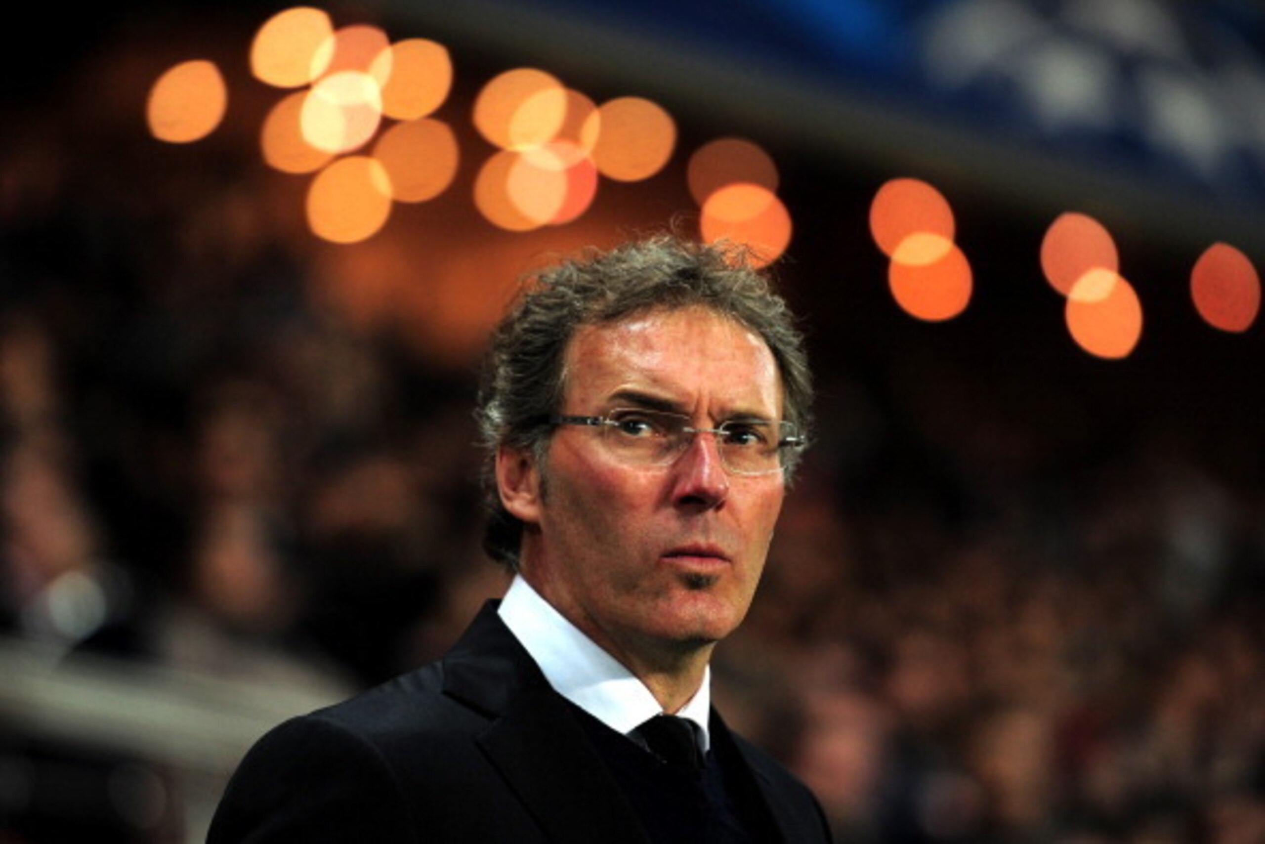 PARIS, FRANCE - APRIL 02:  Laurent Blanc the PSG manager looks on during the UEFA Champions League quarter final, first leg match between Paris Saint Germain and Chelsea at Parc des Princes on April 2, 2014 in Paris, France.  (Photo by Shaun Botterill/Get