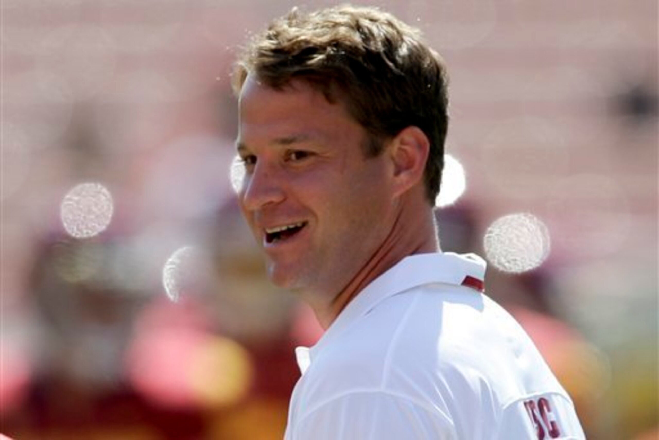 Alabama offensive coordinator Lane Kiffin
