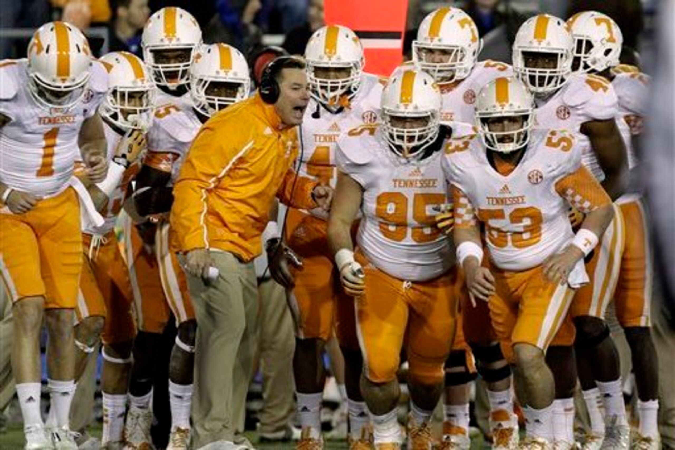 Tennessee head coach Butch Jones Tennessee head coach Butch Jones