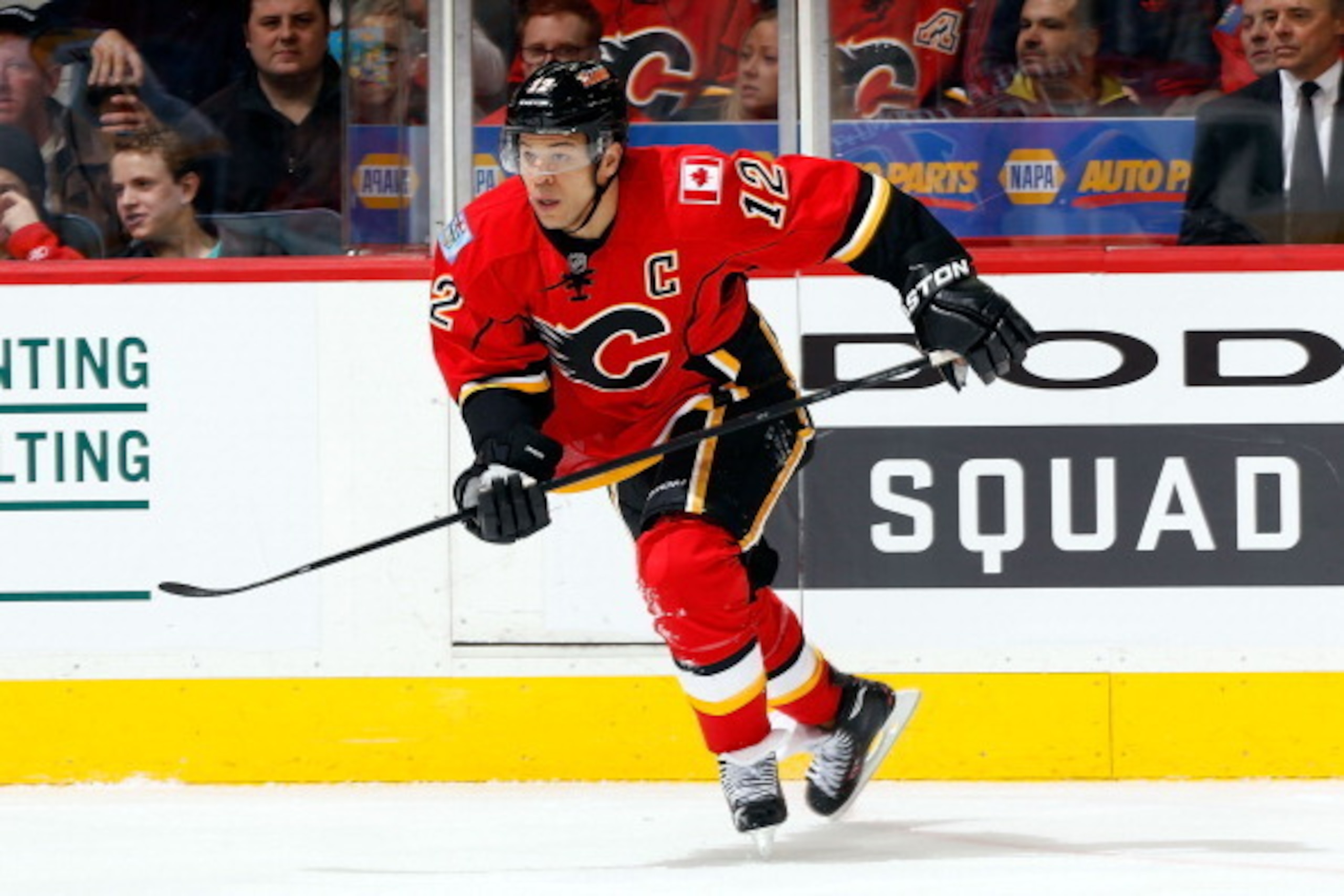 CALGARY, CANADA - MARCH 15:  Jarome Iginla #12 of the Calgary Flames skates against the Nashville Predators on March 15, 2013 at the Scotiabank Saddledome in Calgary, Alberta, Canada. The Flames won 6-3.  (Photo by Gerry Thomas/NHLI via Getty Images)