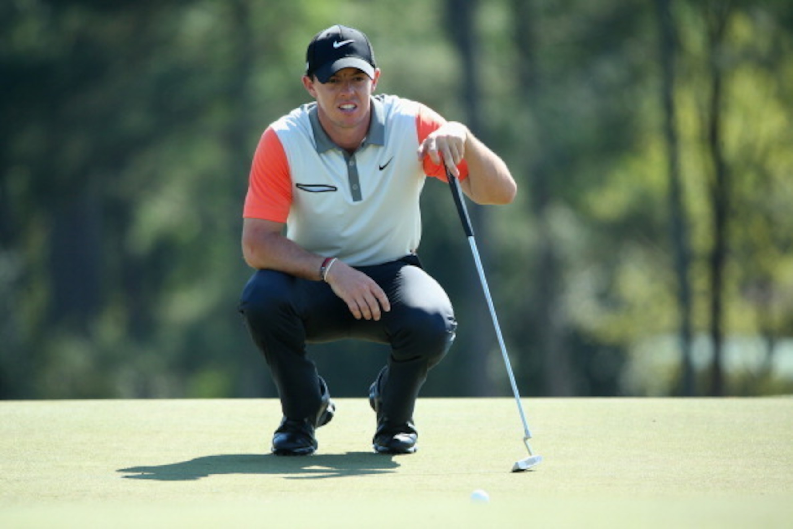 AUGUSTA, GA - APRIL 10:  Rory McIlroy of Northern Ireland in action during the first round of the 2014 Masters Tournament at Augusta National Golf Club on April 10, 2014 in Augusta, Georgia.  (Photo by Andrew Redington/Getty Images)