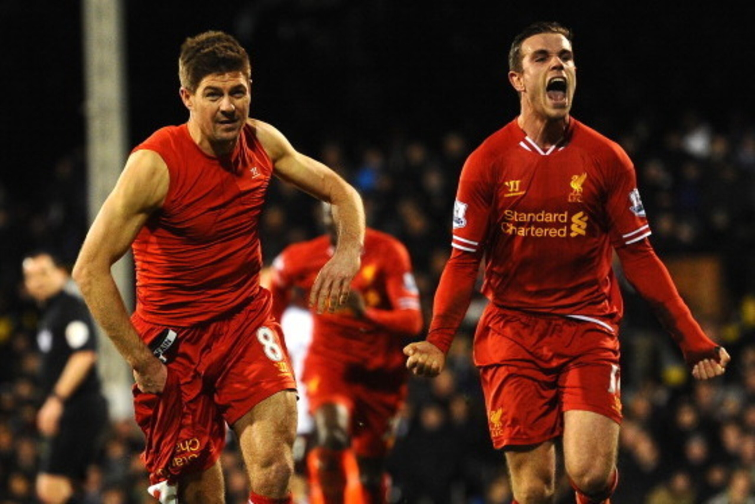 LONDON, ENGLAND - FEBRUARY 12:  Steven Gerrard of Liverpool celebrates scoring their third goal from the penalty spot during the Barclays Premier League match between Fulham and Liverpool at Craven Cottage on February 12, 2014 in London, England.  (Photo 