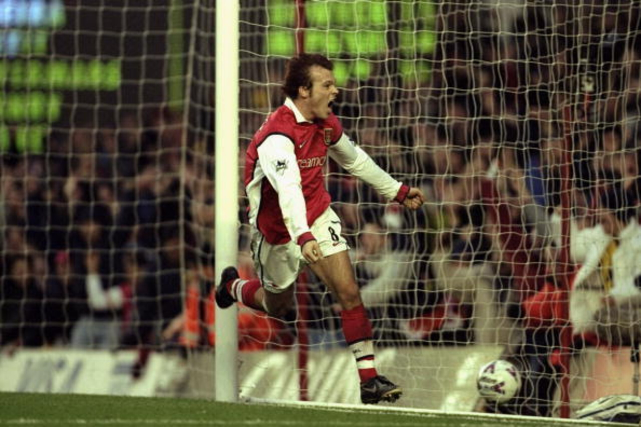 28 Dec 1999:  Fredrik Ljungberg of Arsenal celebrates his goal during the FA Carling Premier League match against Leeds United played at Highbury in London. Arsenal won the game 2-0. \ Mandatory Credit: Mike Hewitt /Allsport