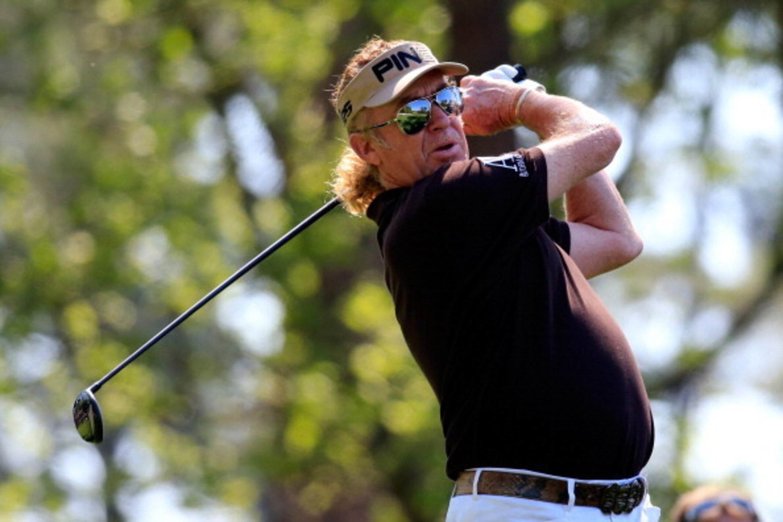 AUGUSTA, GA - APRIL 12:  Miguel Angel Jimenez of Spain watches his tee shot on the fourth hole during the third round of the 2014 Masters Tournament at Augusta National Golf Club on April 12, 2014 in Augusta, Georgia.  (Photo by Rob Carr/Getty Images)