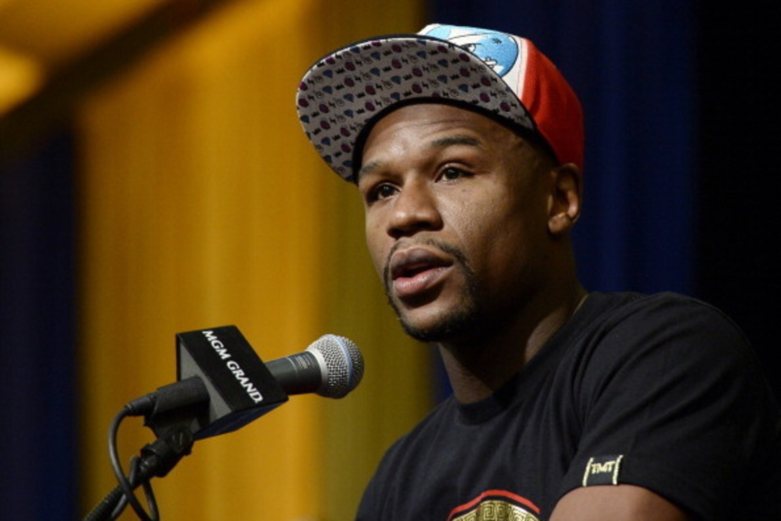 LAS VEGAS, NV - MARCH 8: Floyd Mayweather Jr. announces his upcoming Marcos 'El Chino' Maidana  during a news conference at at the MGM Grand Hotel/Casino March 8, 2014, in Las Vegas, Nevada. (Photo by Kevork Djansezian/Getty Images)