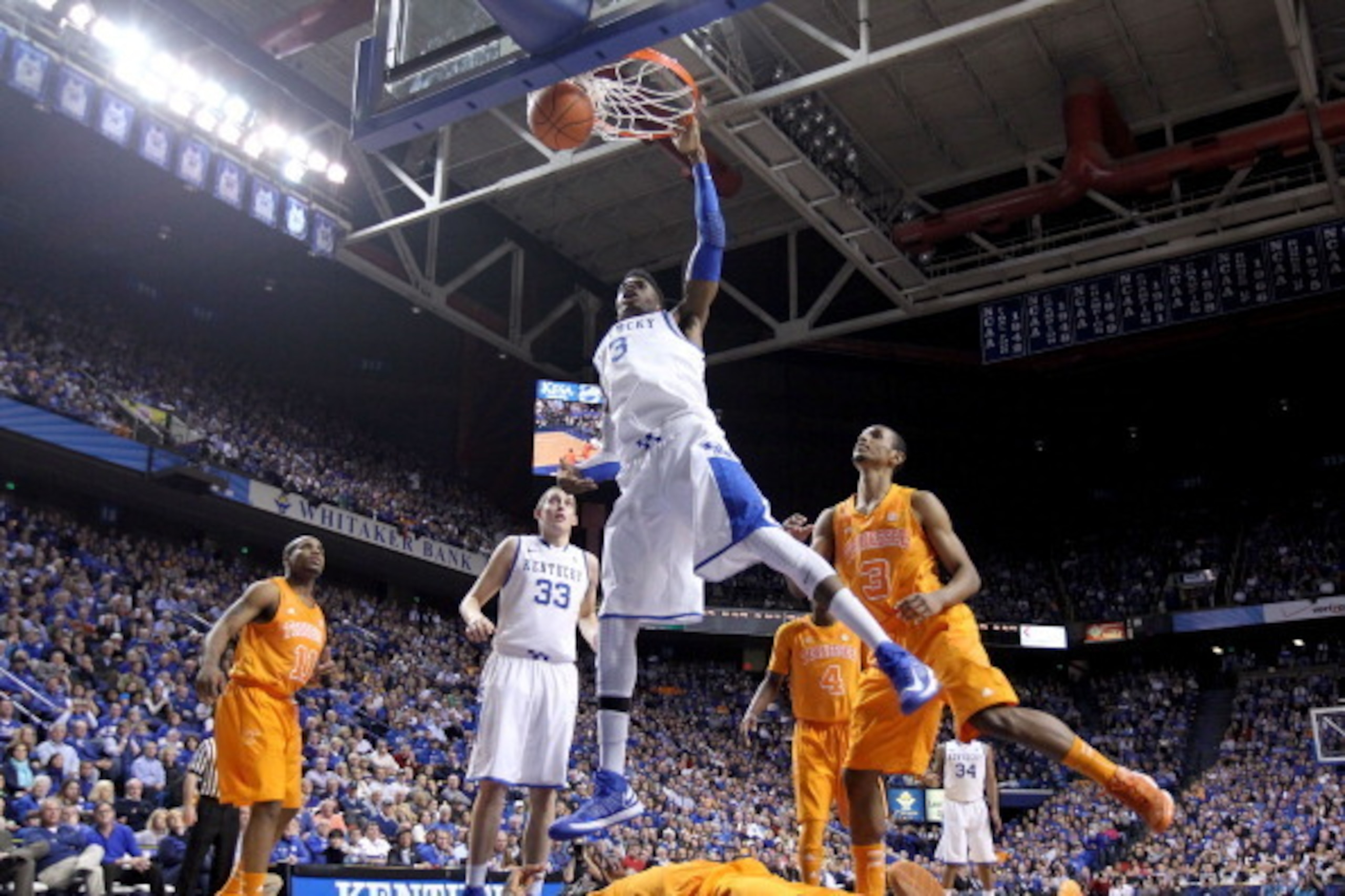 LEXINGTON, KY - JANUARY 15:  Nerlens Noel #3 of the Kentucky Wildcats dunks the ball during the game against the Tennessee Volunteers at Rupp Arena on January 15, 2013 in Lexington, Kentucky.  (Photo by Andy Lyons/Getty Images)