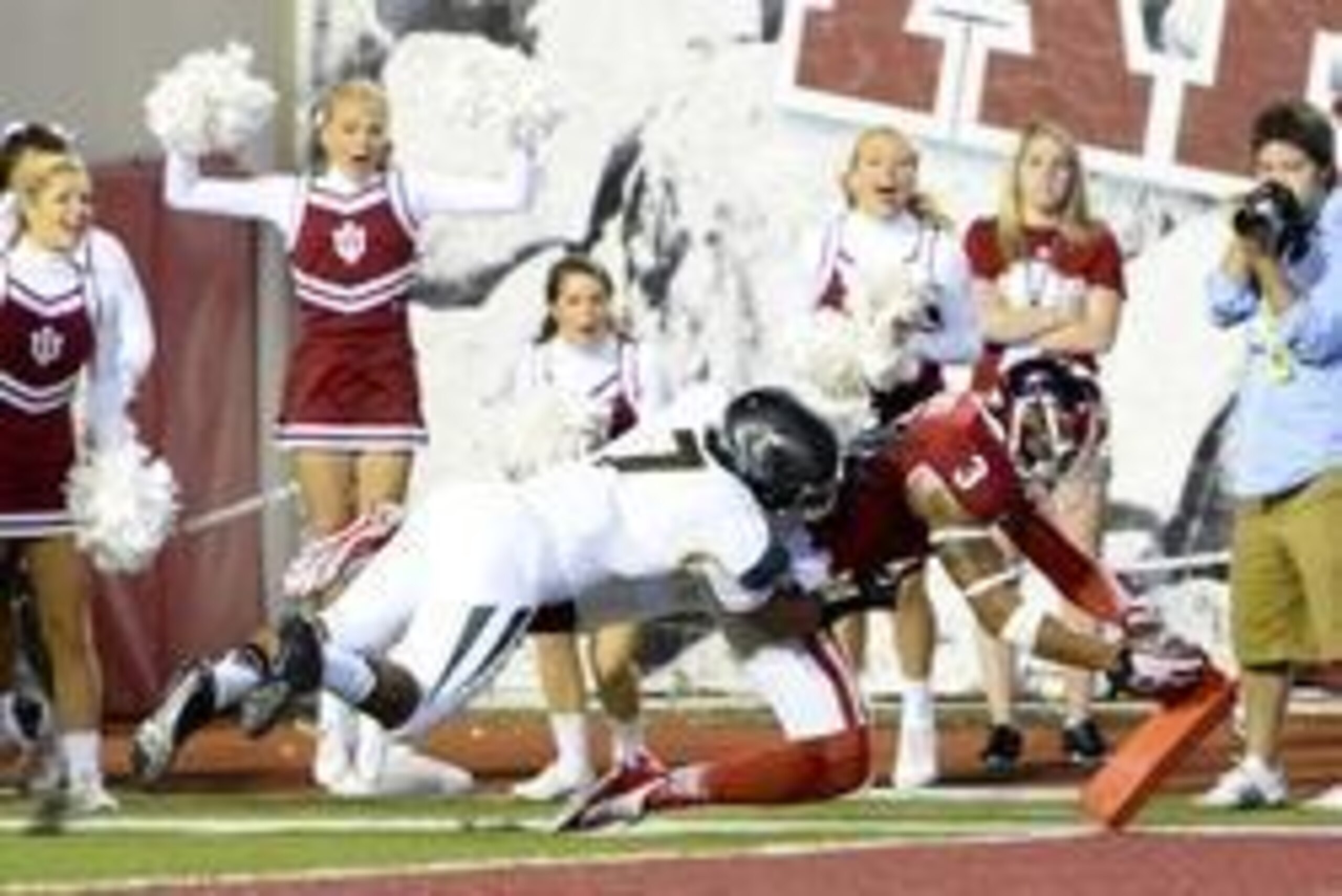 Sep 21, 2013; Bloomington, IN, USA; Indiana Hoosiers wide receiver Cody Latimer (3) dives for a touchdown against Missouri Tigers defensive back Randy Ponder (7) during the second quarter at Memorial Stadium. Mandatory Credit: Mike DiNovo-USA TODAY Sports