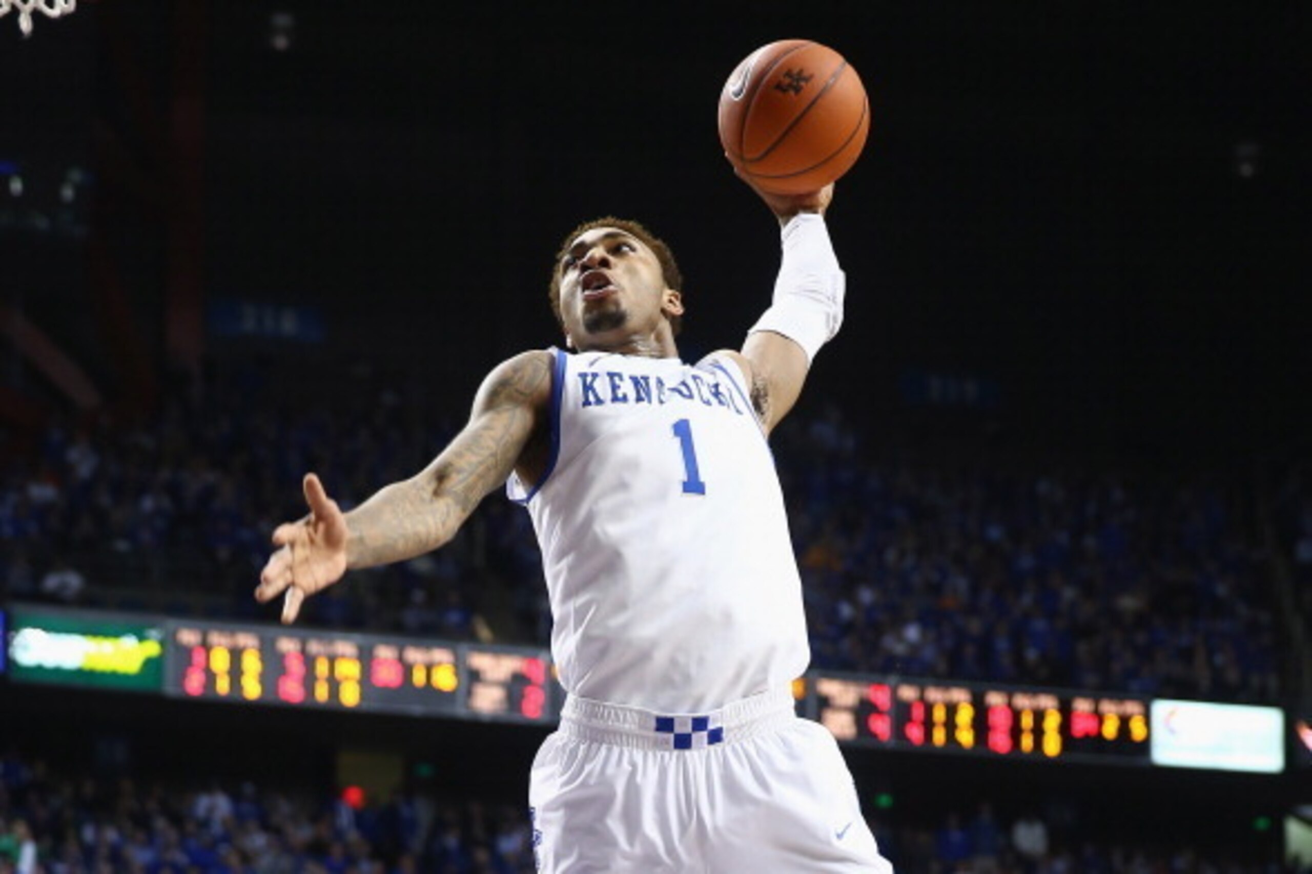 LEXINGTON, KY - JANUARY 18:  James Young #1 of the Kentucky Wildcats dunks the ball during the game against the Tennessee Volunteers at Rupp Arena on January 18, 2014 in Lexington, Kentucky.  (Photo by Andy Lyons/Getty Images)