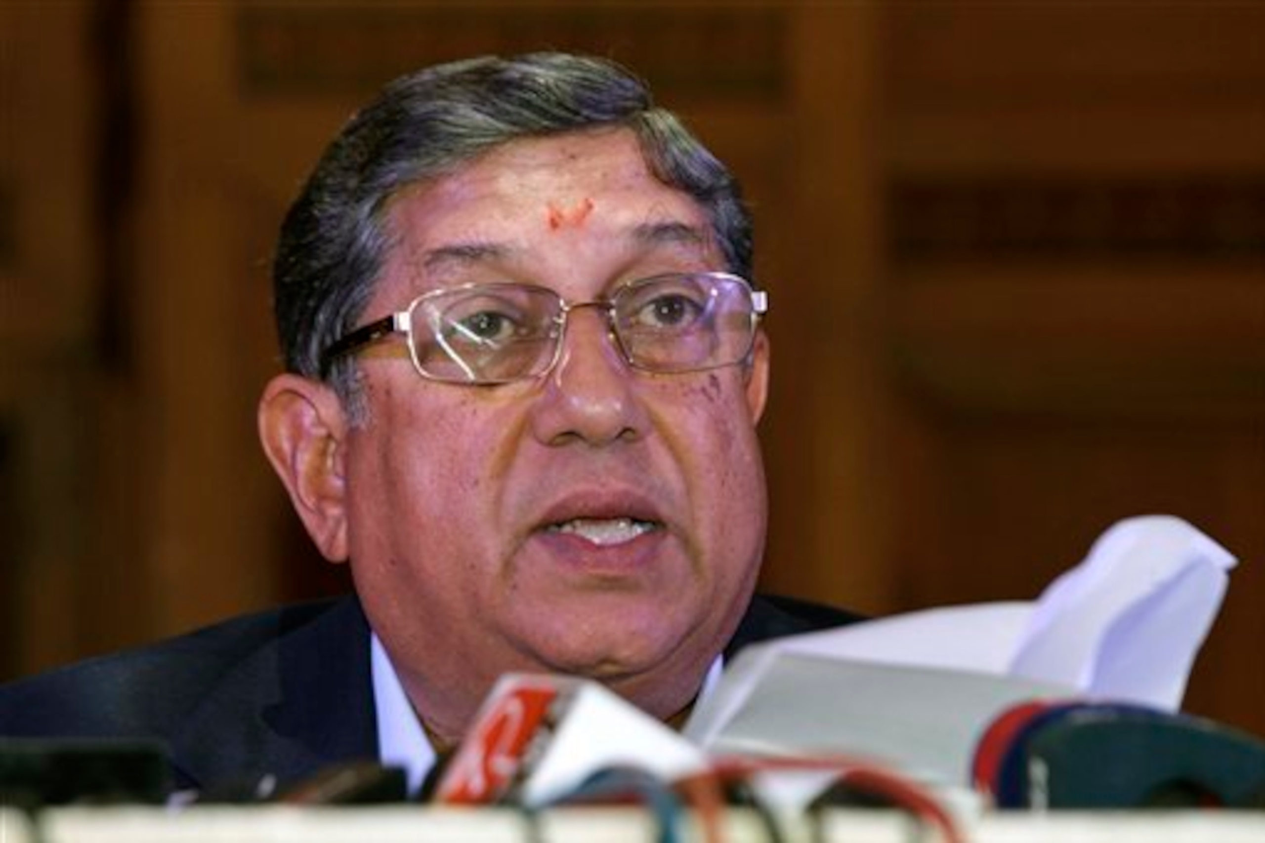 N Srinivasan, managing director of the company that owns CSK, is embroiled in the spot-fixing scandal N Srinivasan, managing director of the company that owns CSK, is embroiled in the spot-fixing scandal