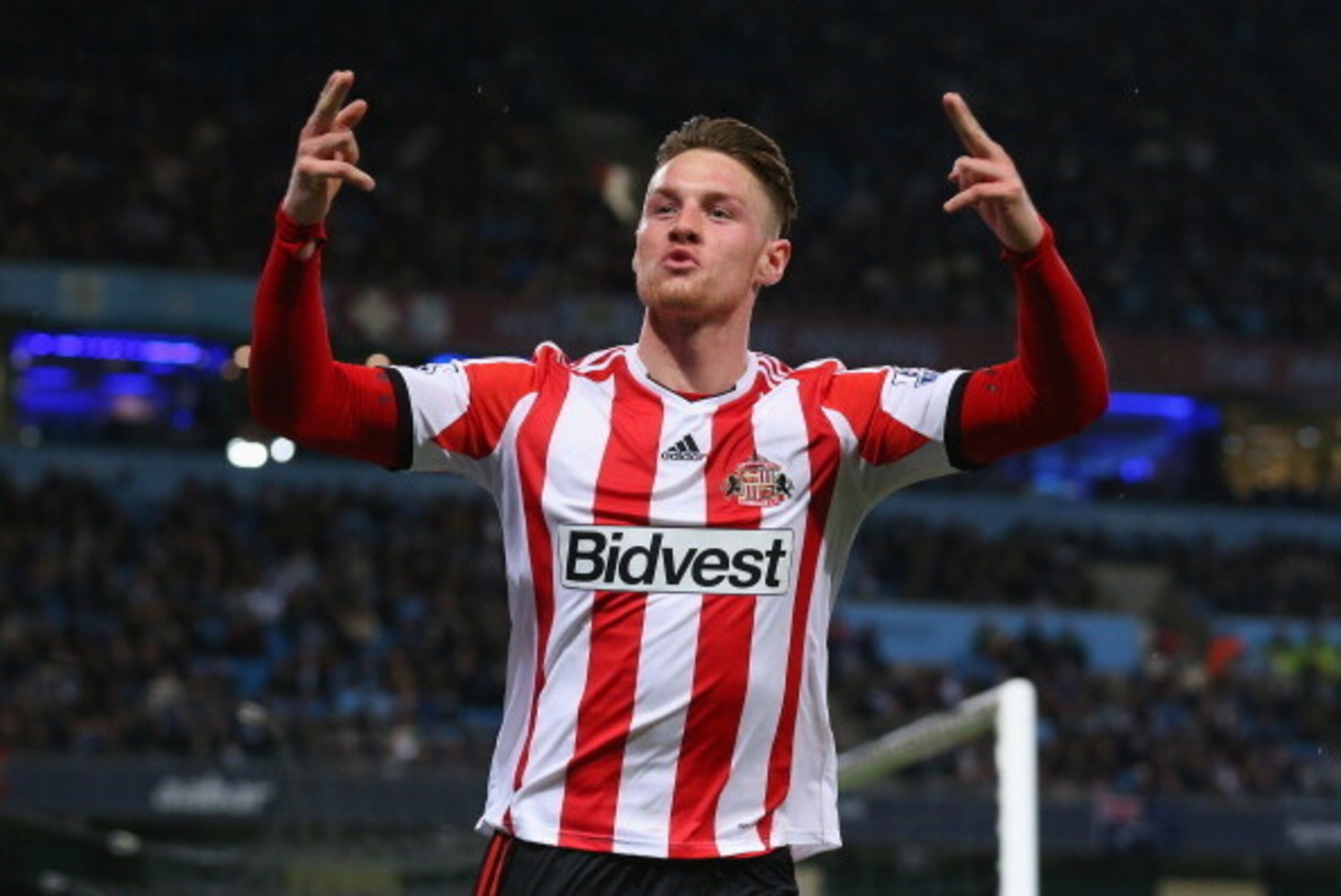 MANCHESTER, ENGLAND - APRIL 16:  Connor Wickham of Sunderland celebrates after scoring his first goal during the Barclays Premier League match between Manchester City and Sunderland at Etihad Stadium on April 16, 2014 in Manchester, England.  (Photo by Al