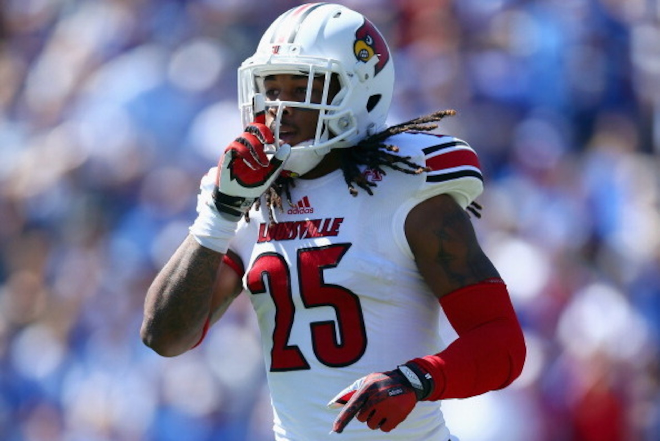 LEXINGTON, KY - SEPTEMBER 14:  Calvin Pryor #25 of the Louisville Cardinals celebrates during the game against the Kentucky Wildcats at Commonwealth Stadium on September 14, 2013 in Lexington, Kentucky.  (Photo by Andy Lyons/Getty Images)