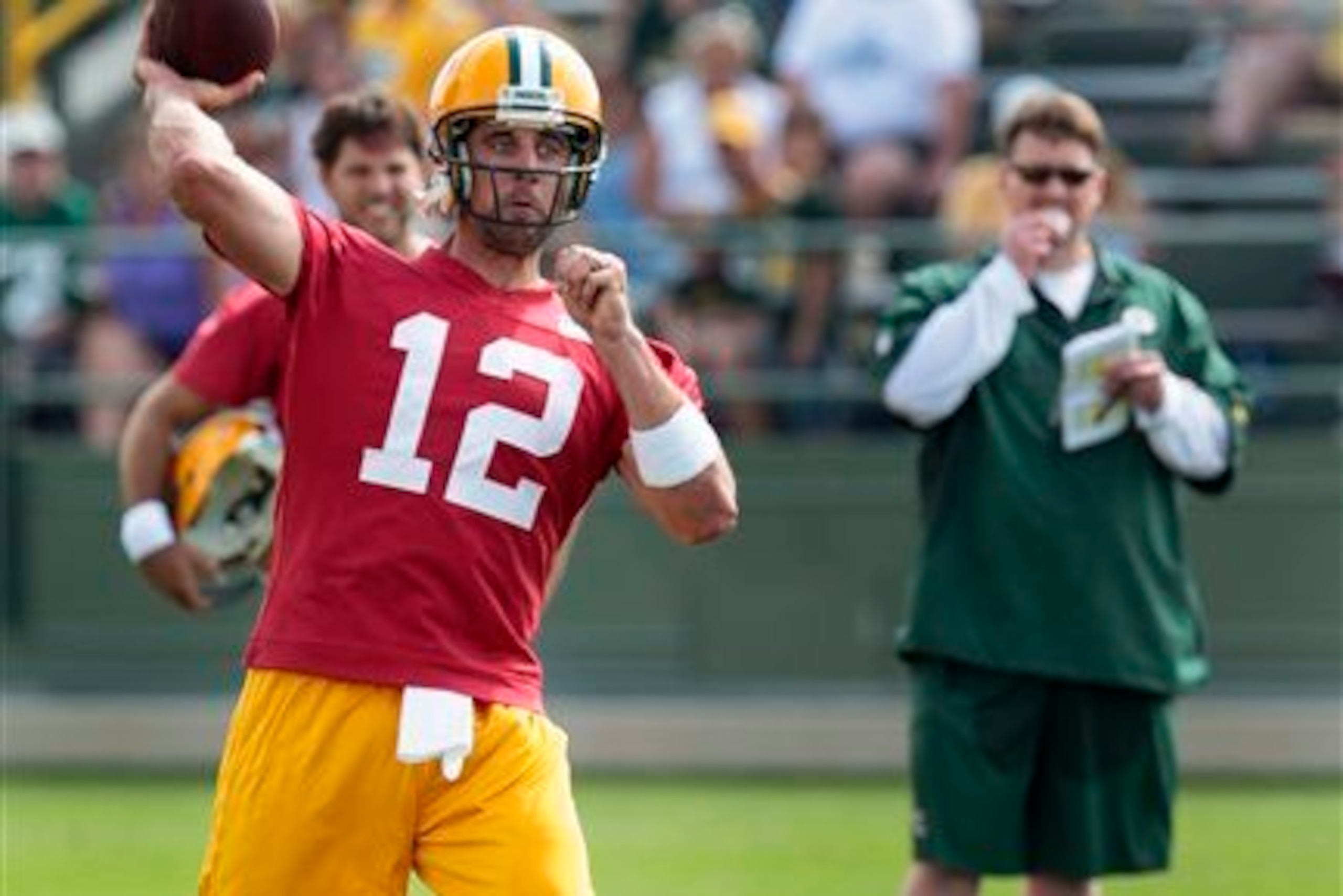 McAdoo goes from Aaron Rodgers in Green Bay to Eli in New York. McAdoo goes from Aaron Rodgers in Green Bay to Eli in New York.
