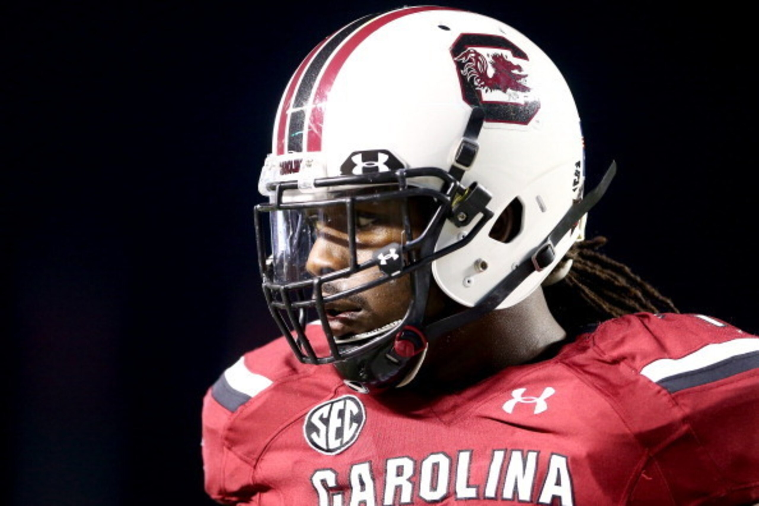 COLUMBIA, SC - NOVEMBER 16:  Jadeveon Clowney #7 of the South Carolina Gamecocks during their game at Williams-Brice Stadium on November 16, 2013 in Columbia, South Carolina.  (Photo by Streeter Lecka/Getty Images)