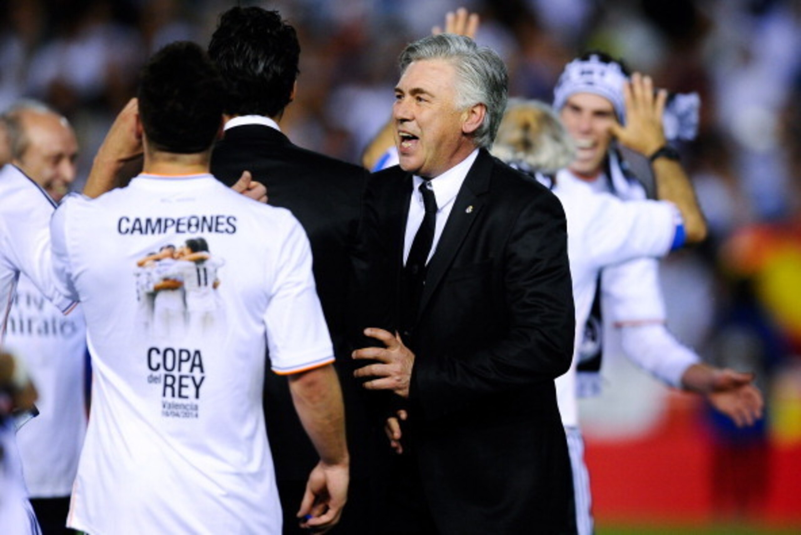 VALENCIA, SPAIN - APRIL 16:  Head Coach Carlo Ancelotti of Real Madrid CF celebrates after winning the Copa del Rey Final between Real Madrid and FC Barcelona at Estadio Mestalla on April 16, 2014 in Valencia, Spain.  (Photo by David Ramos/Getty Images)