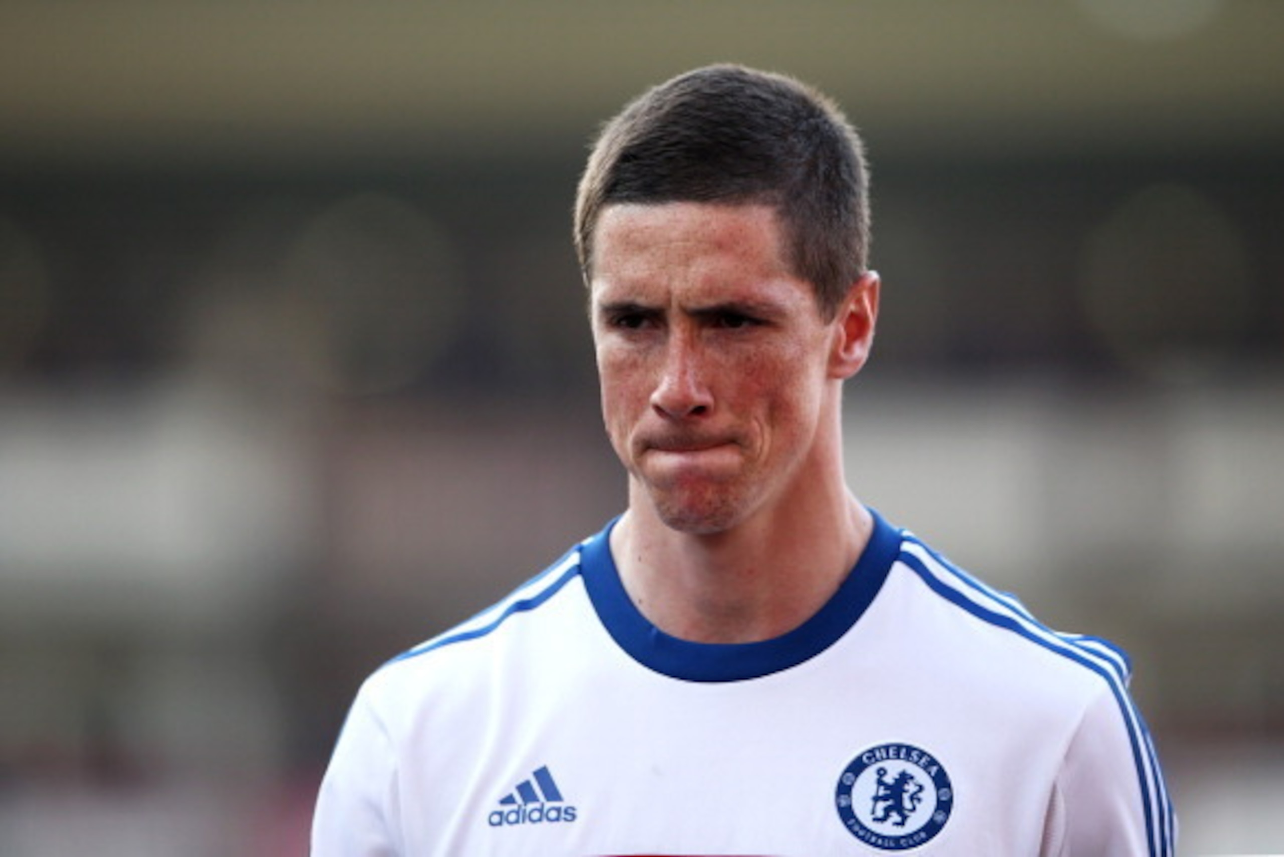 LONDON, ENGLAND - MARCH 29:  A dejected Fernando Torres of Chelsea walks off the pitch following his team's 1-0 defeat during the Barclays Premier League match between Crystal Palace and Chelsea at Selhurst Park on March 29, 2014 in London, England.  (Pho
